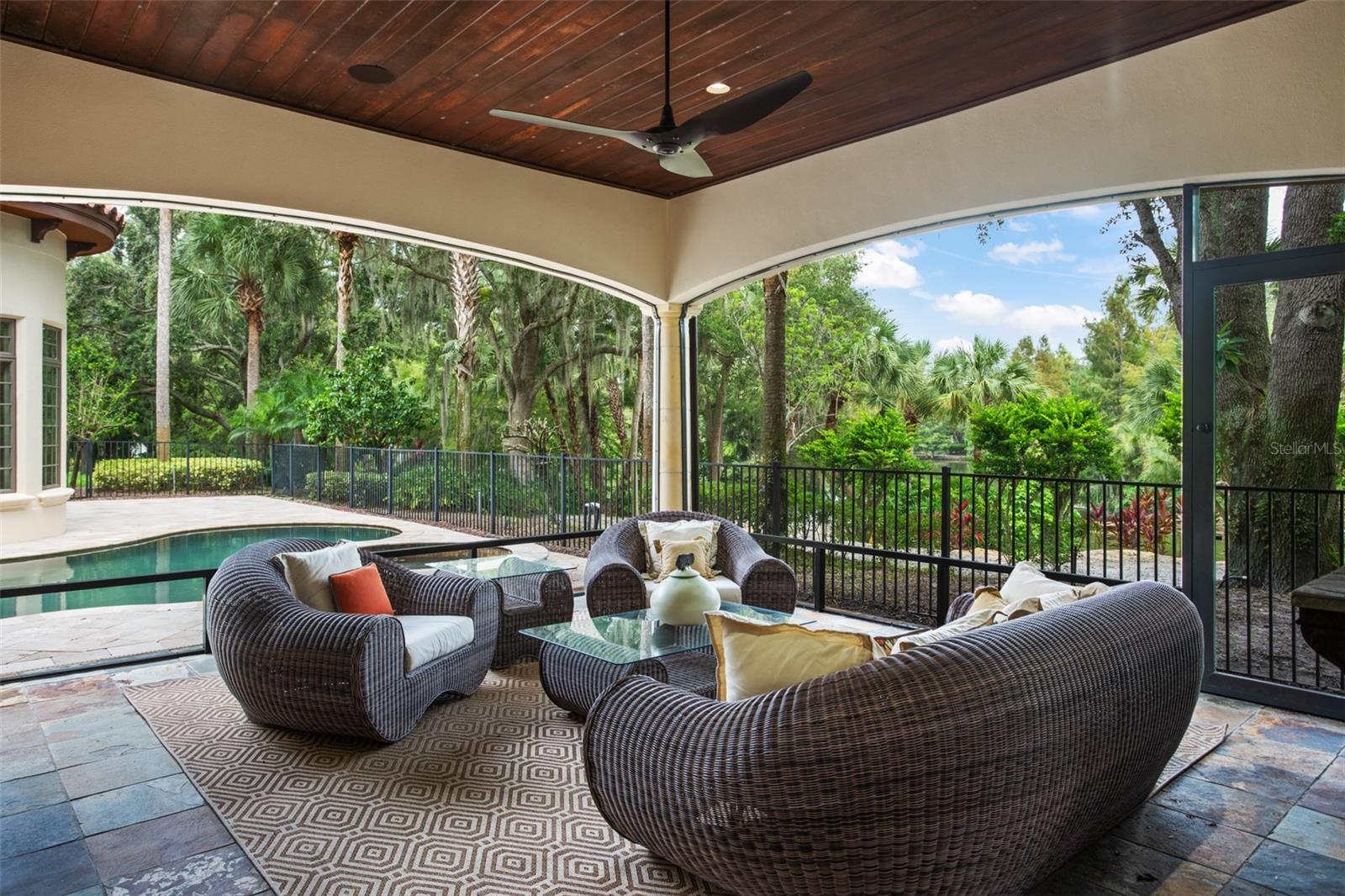 4806 Alexandra Garden Ct