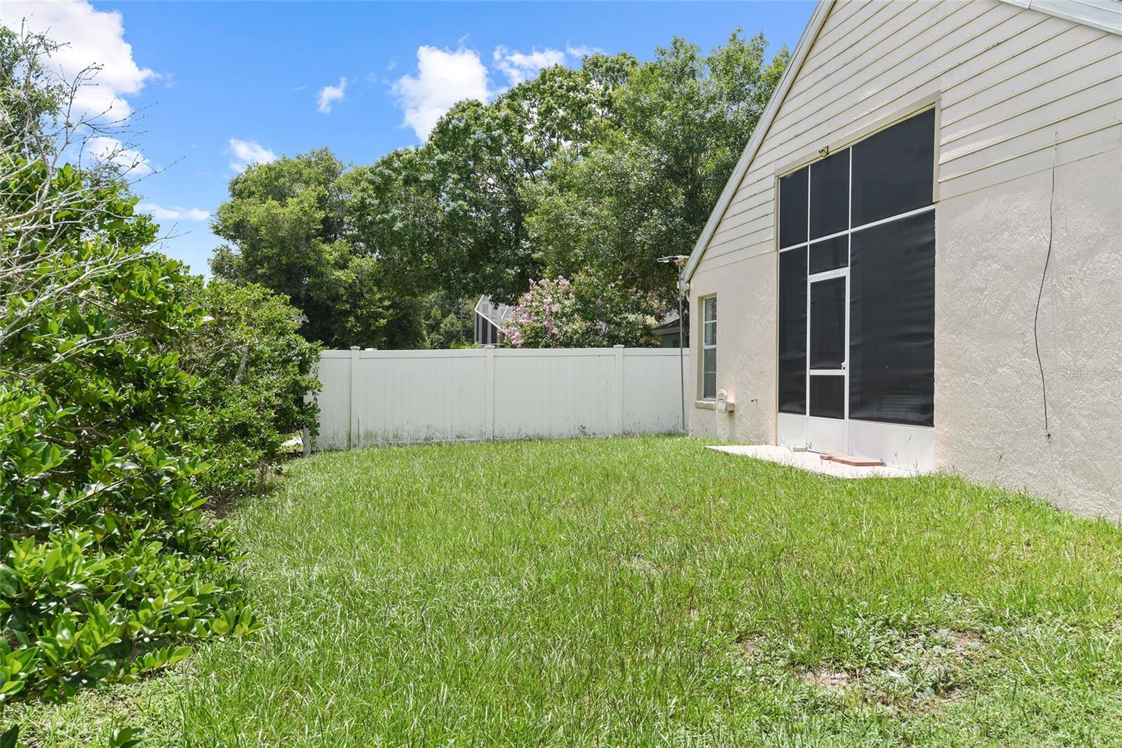 1255 Whispering Winds Ct