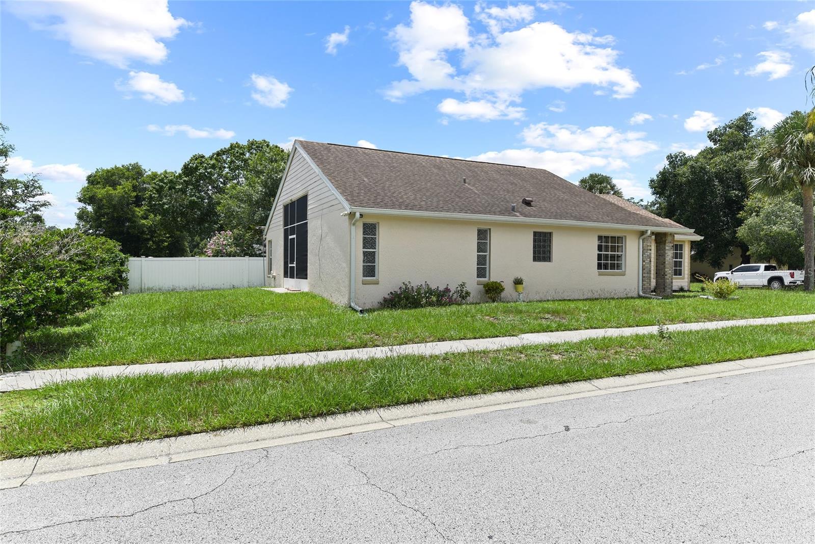 1255 Whispering Winds Ct