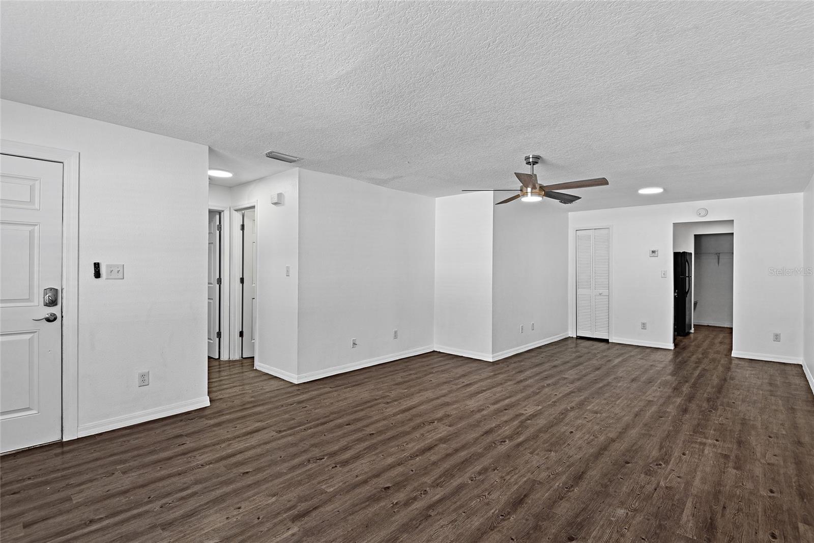4896 Tangerine Ave #4896