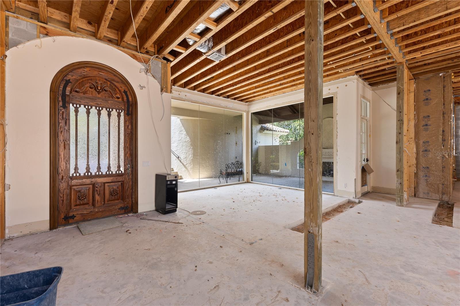 11048 Bridge House Rd