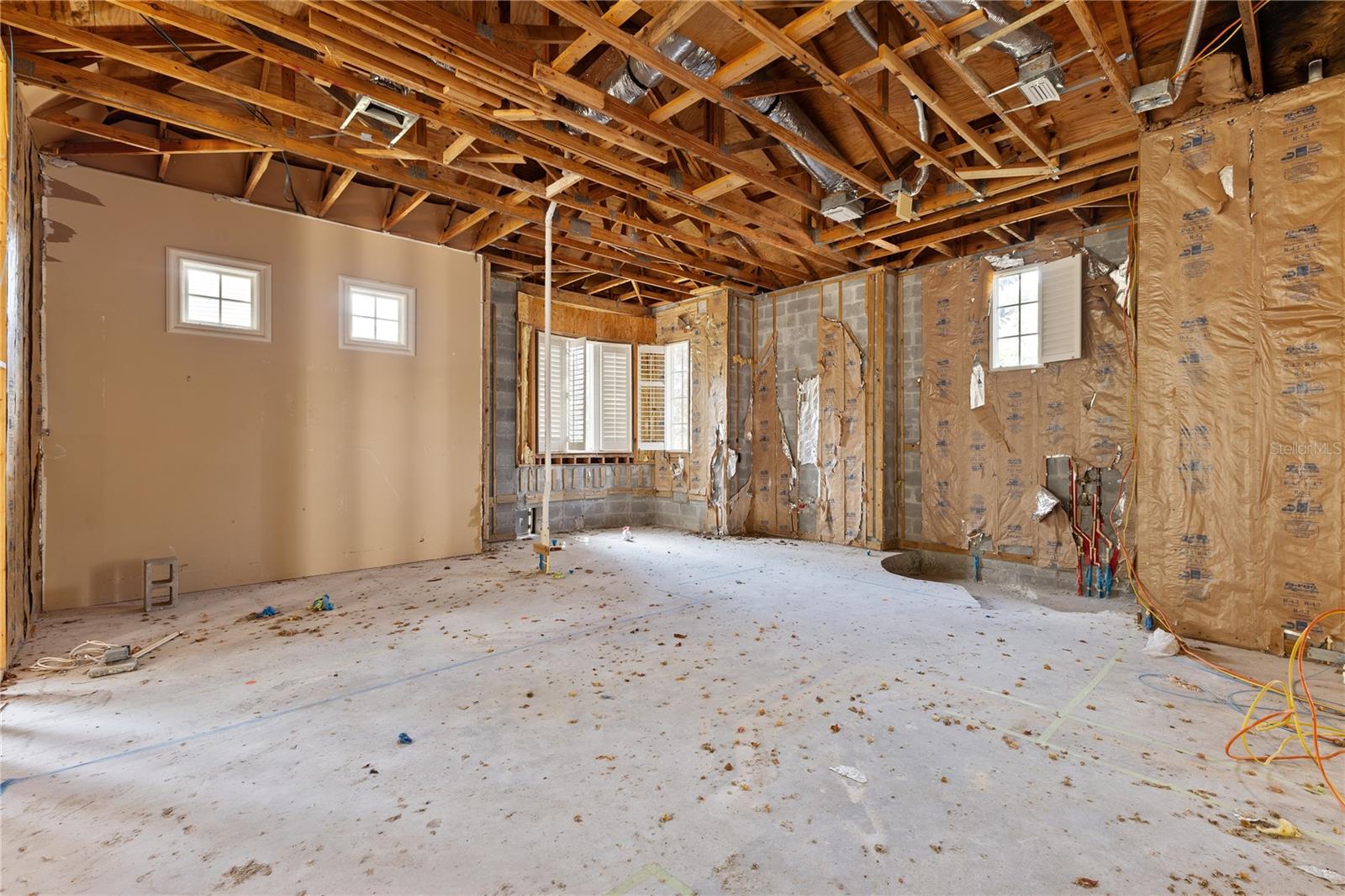 11048 Bridge House Rd