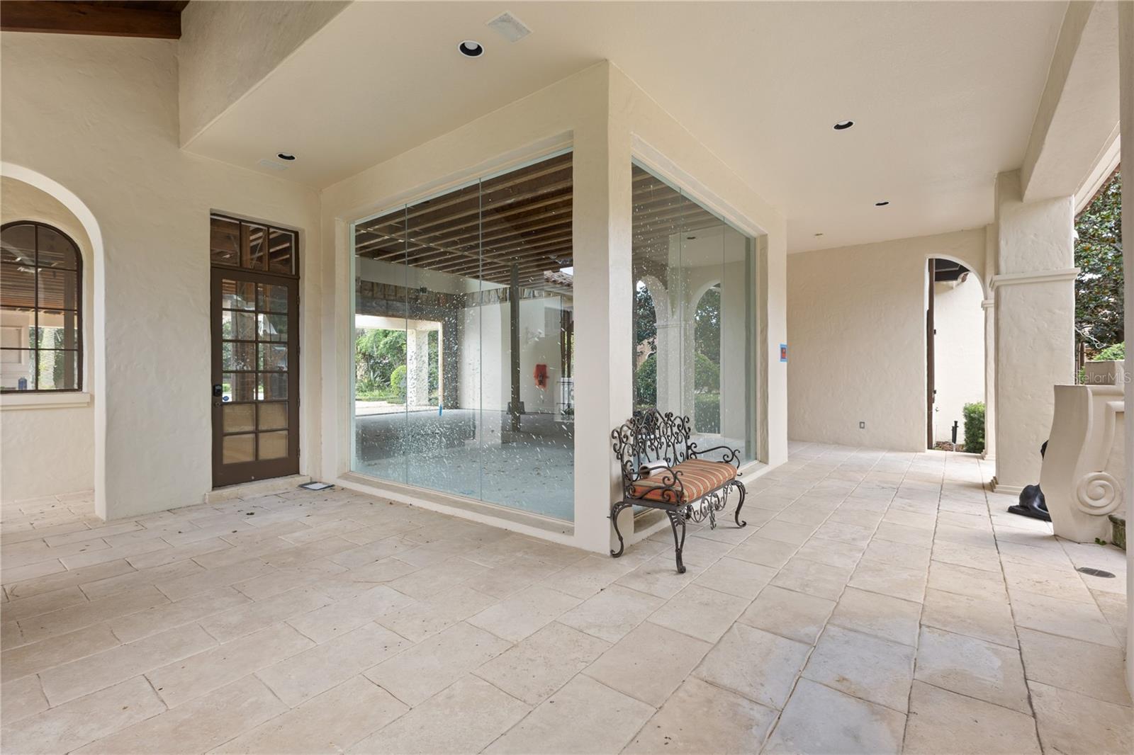 11048 Bridge House Rd