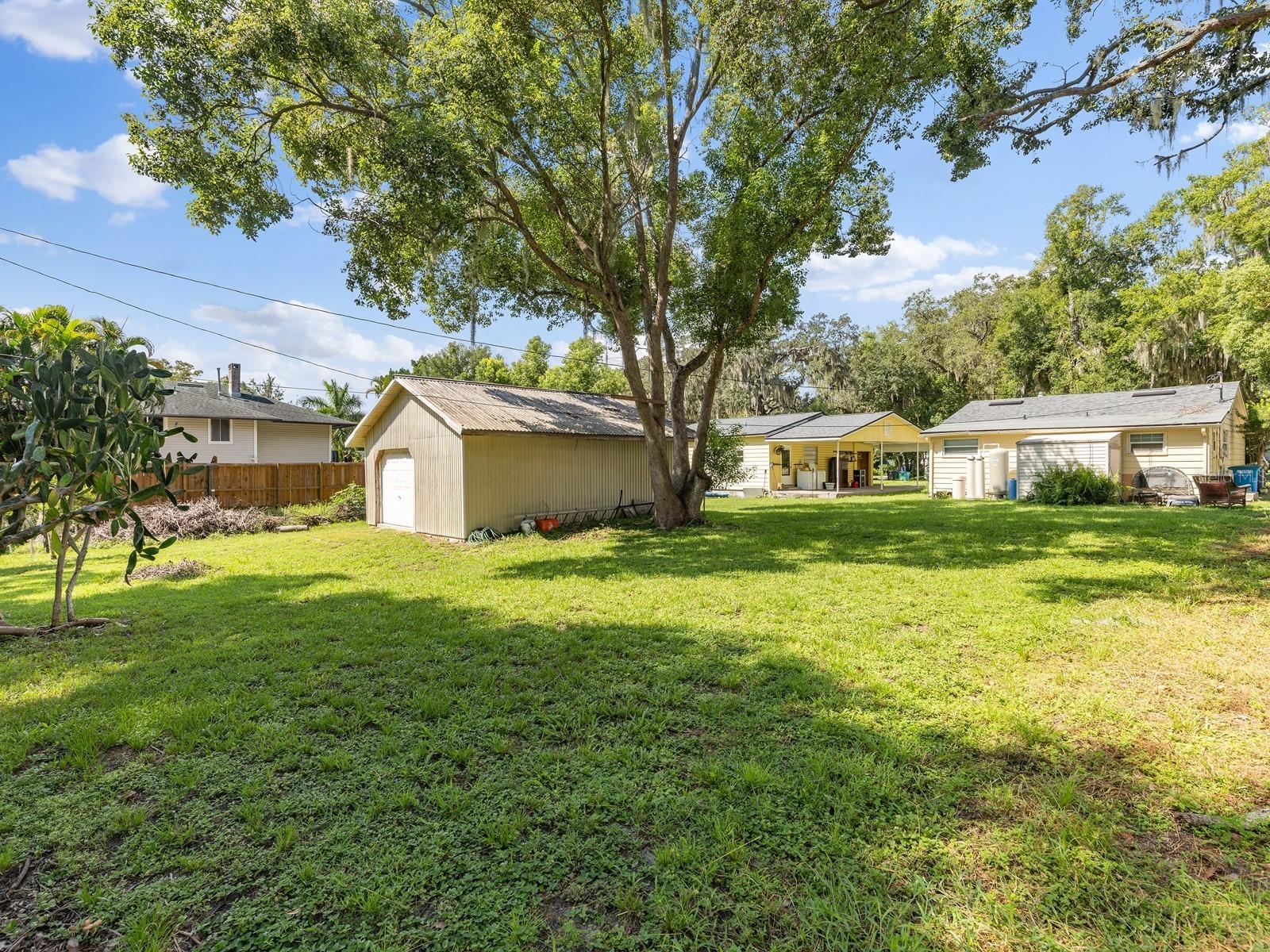 721 Magnolia St