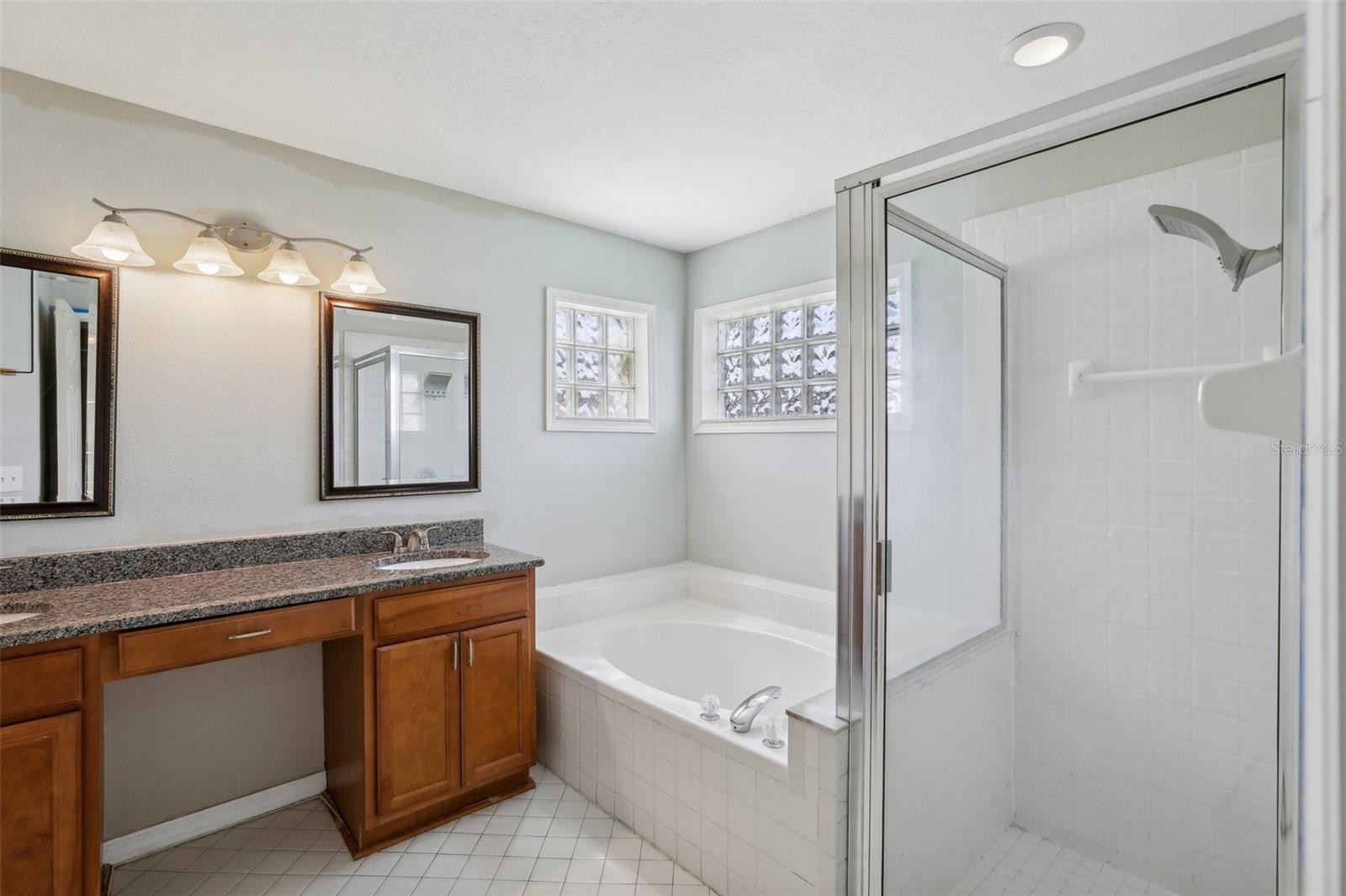 2808 Middleton Cir