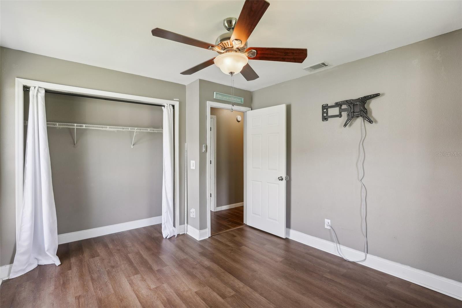 2808 Middleton Cir