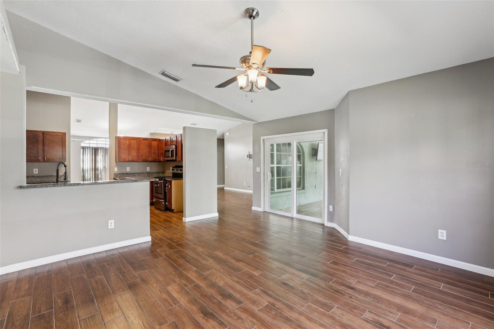 2808 Middleton Cir