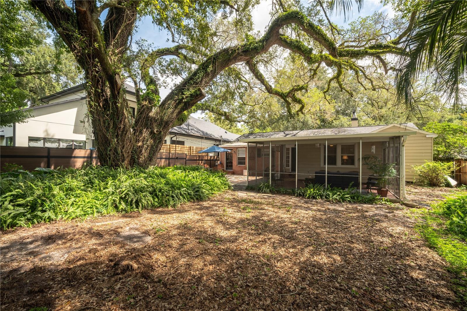 2300 Princeton Ct