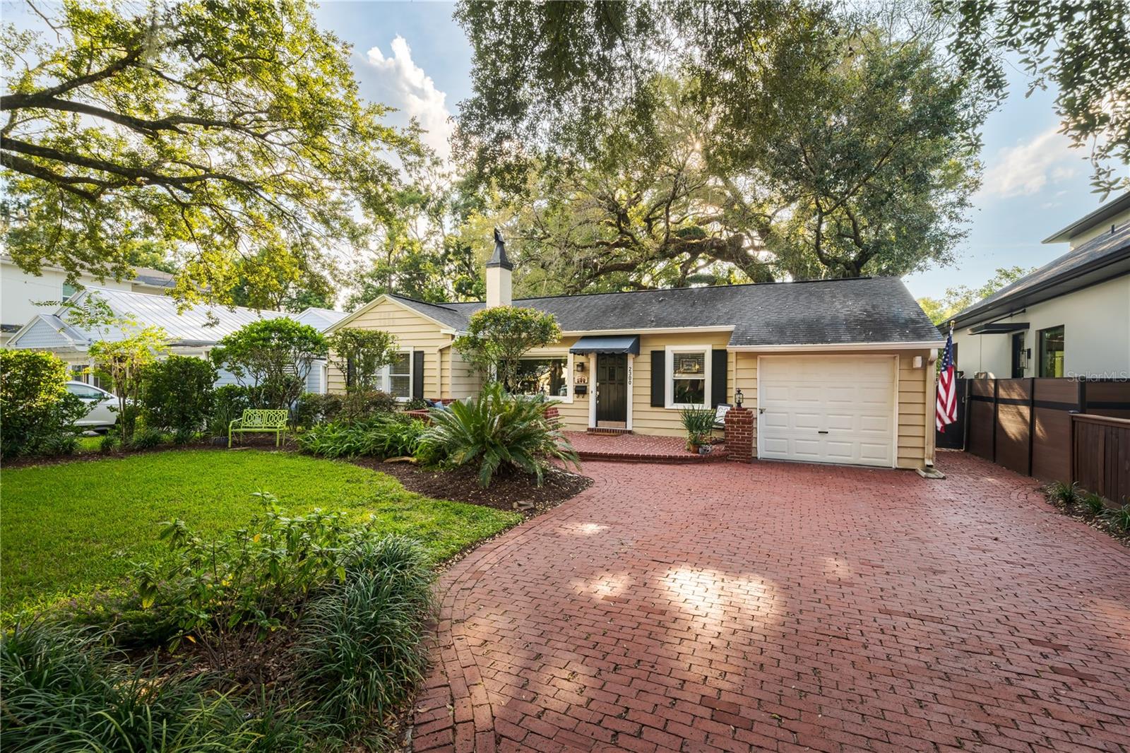 2300 Princeton Ct