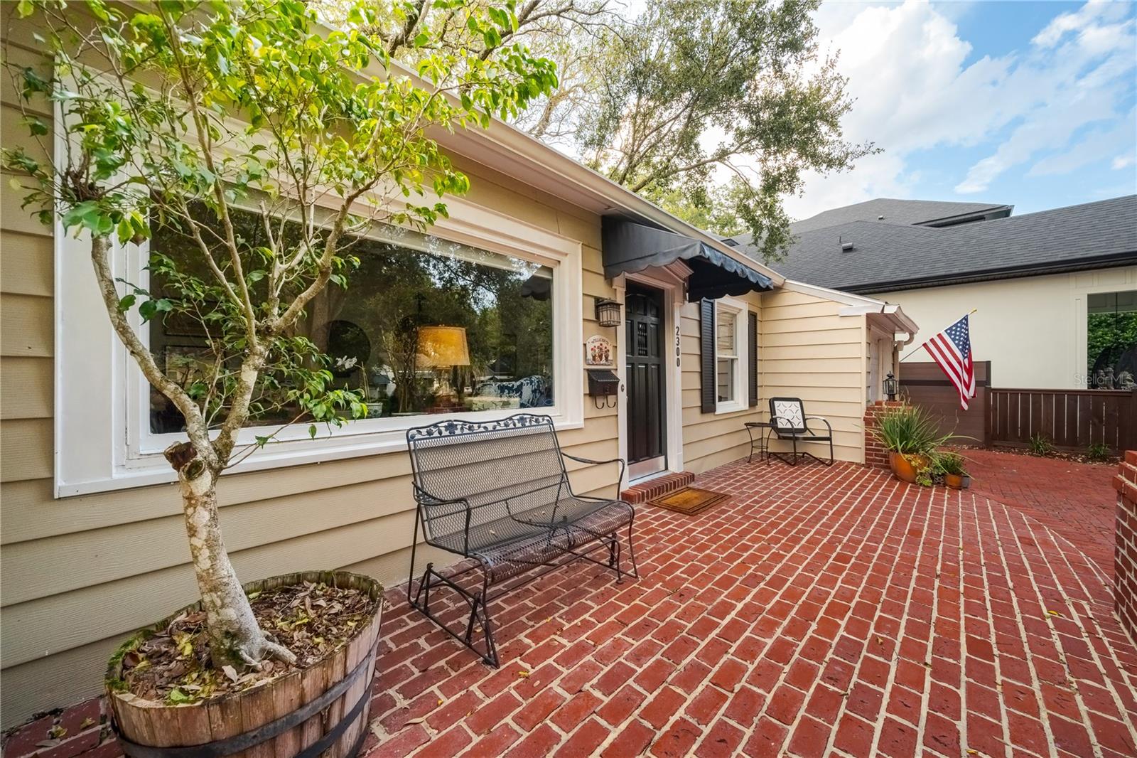 2300 Princeton Ct