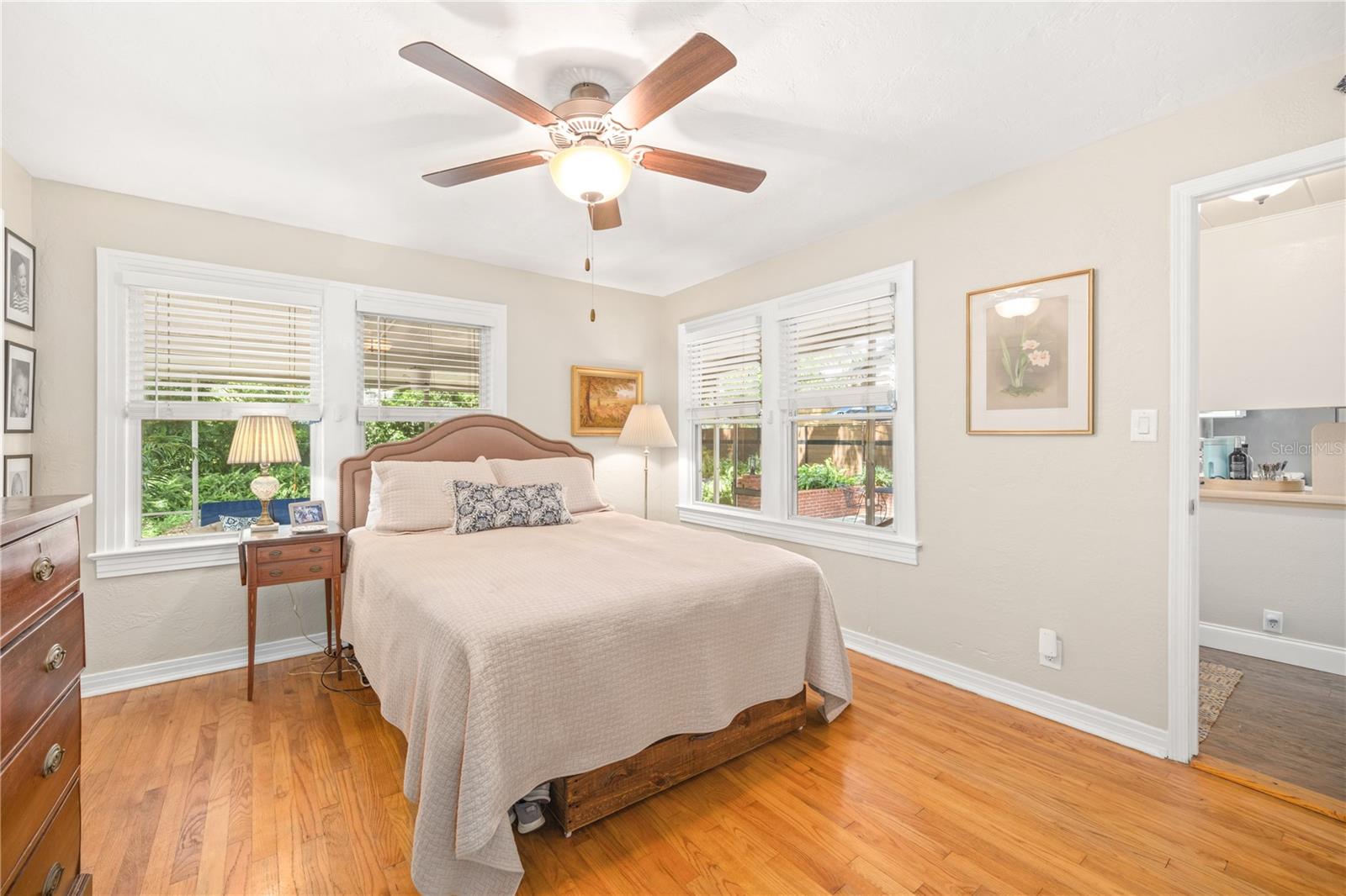 2300 Princeton Ct
