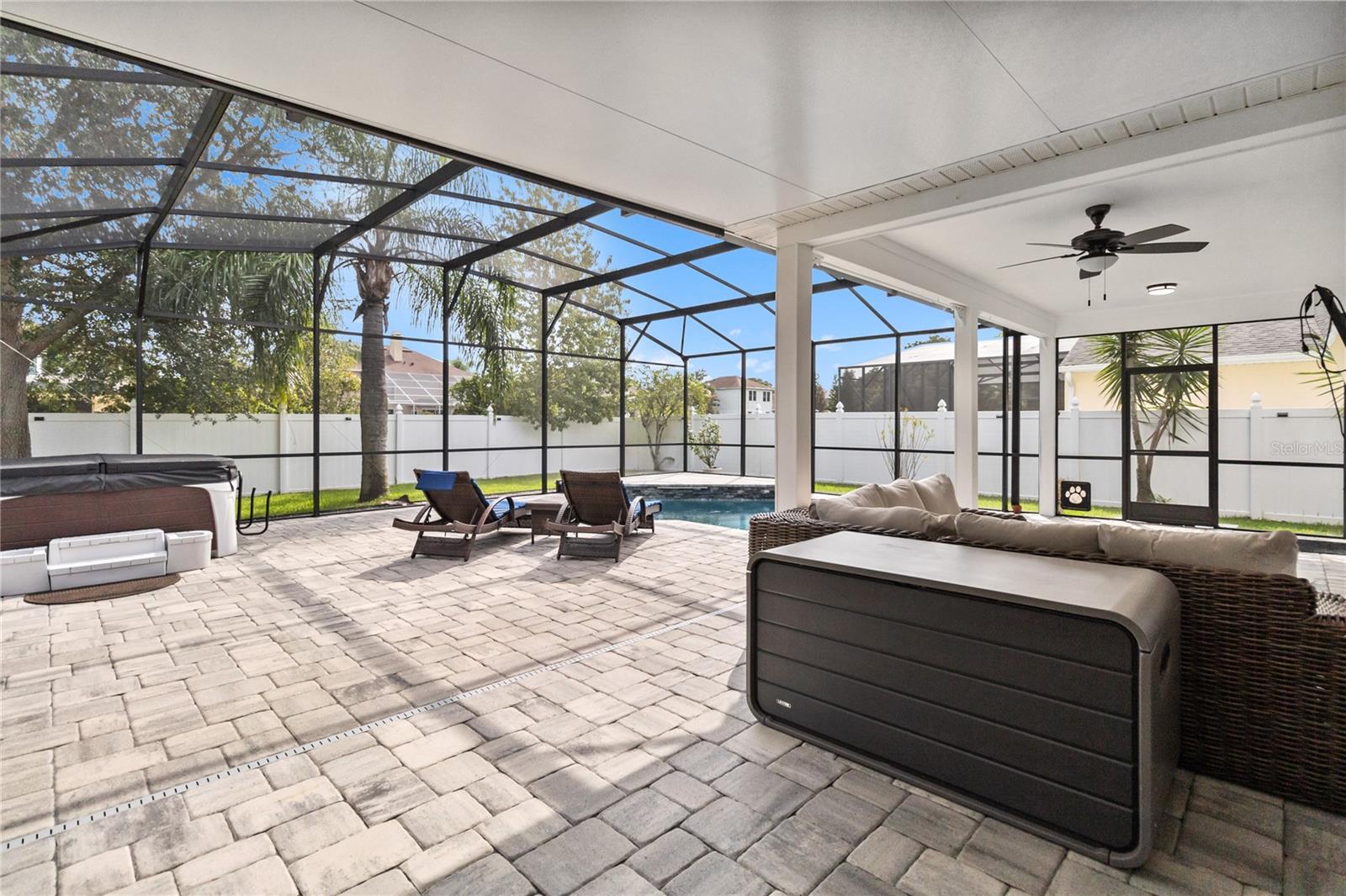 1097 Hollow Pine Dr