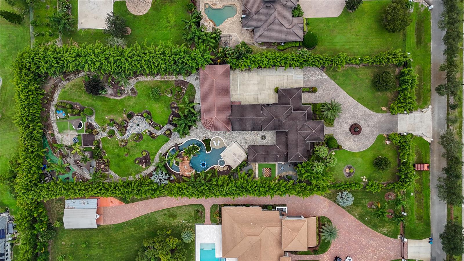 1661 S Chickasaw Trl