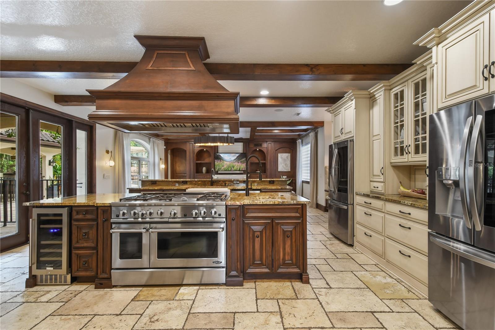 1661 S Chickasaw Trl