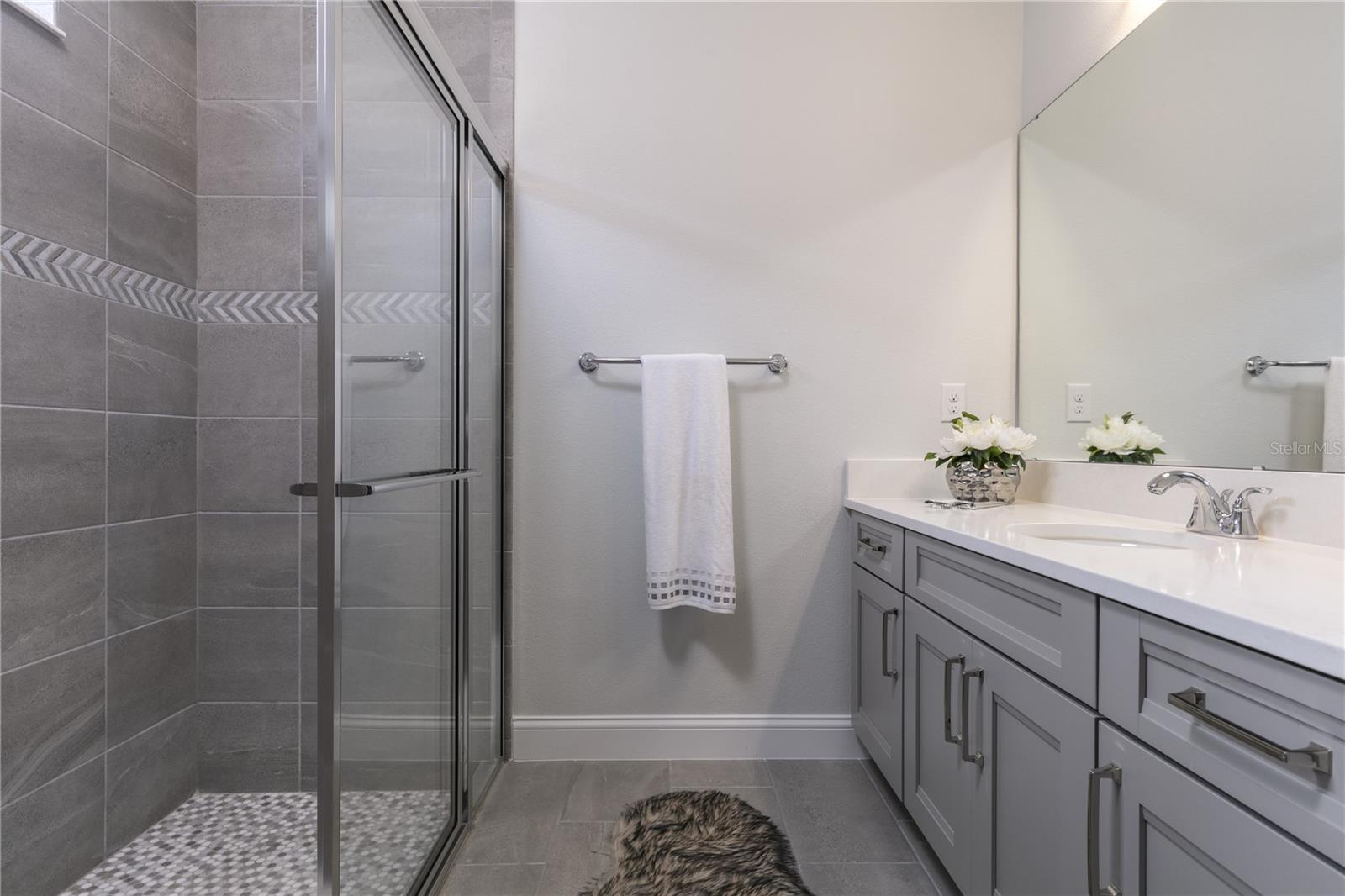 10475 Royal Cypress Way