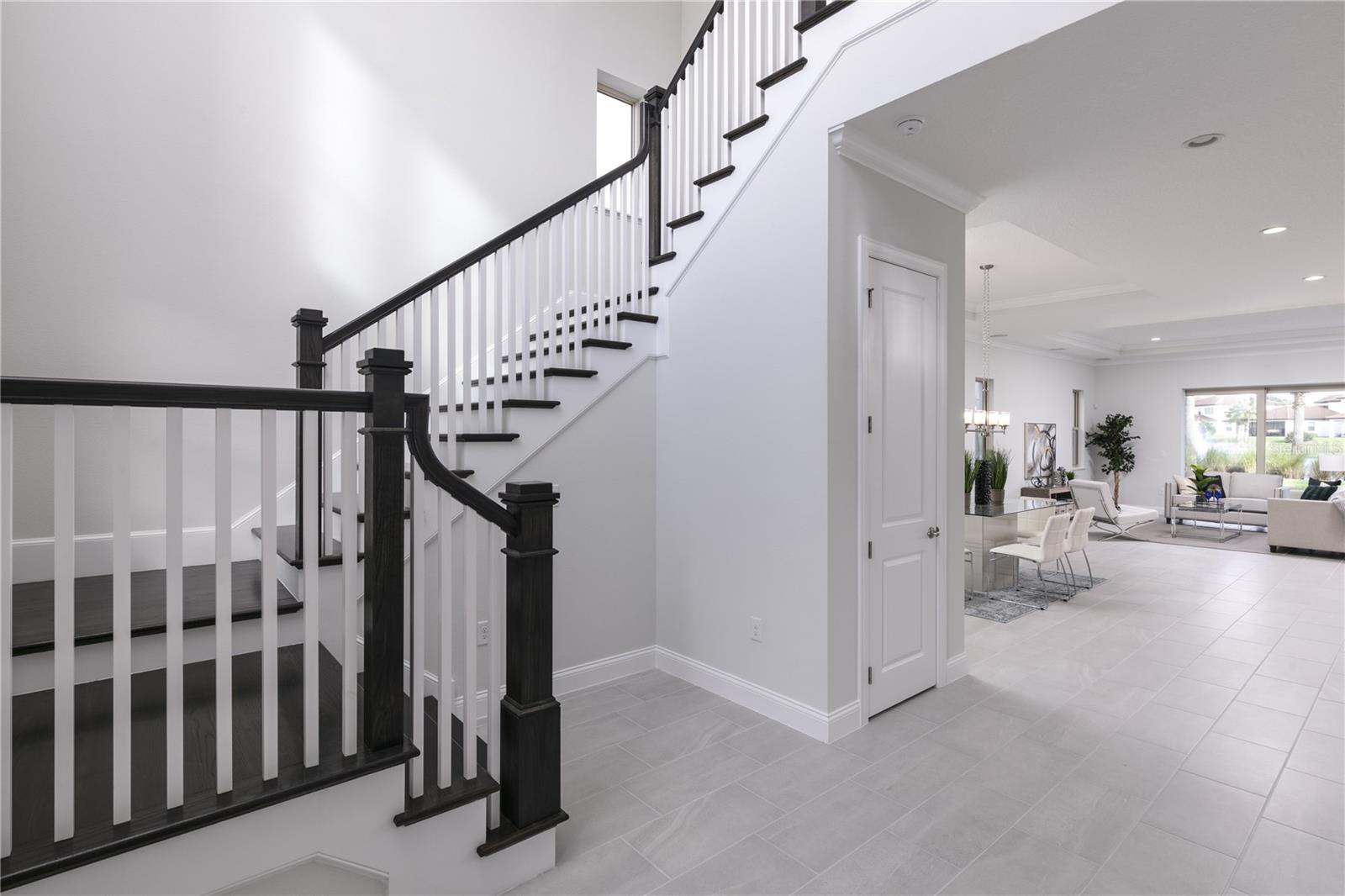 10475 Royal Cypress Way