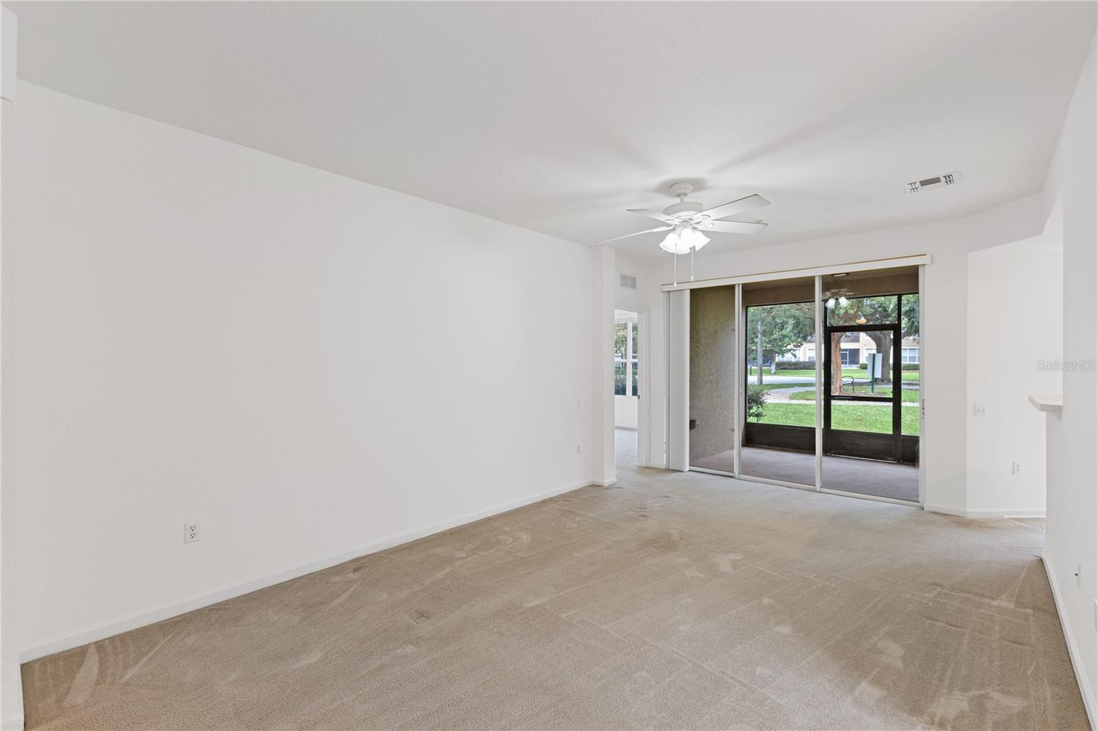 2576 San Tecla St #109