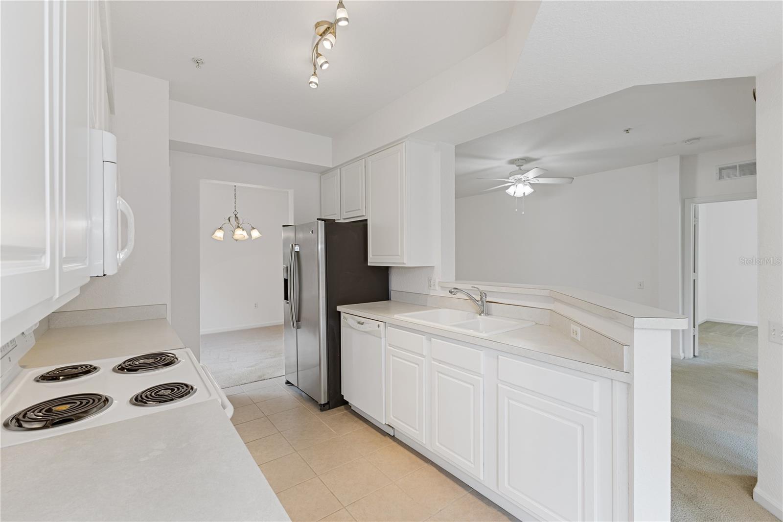 2576 San Tecla St #109