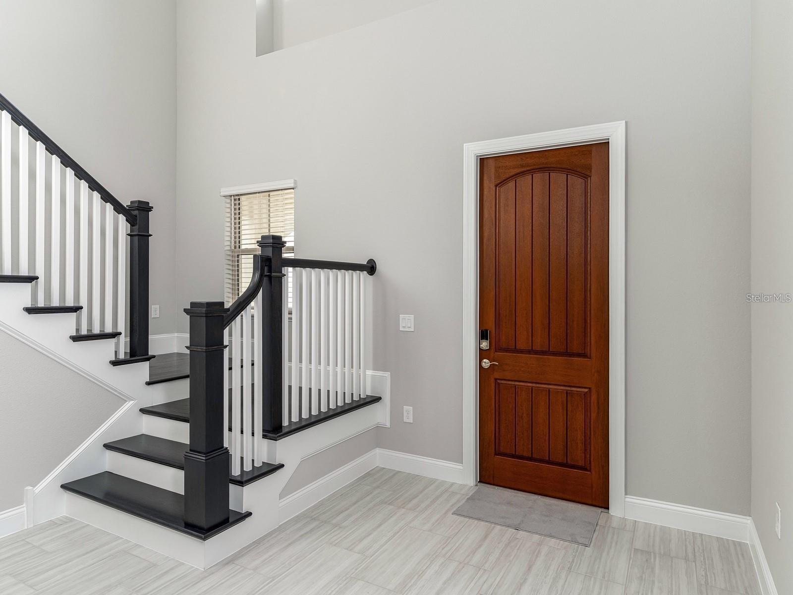 10146 Royal Island Ct