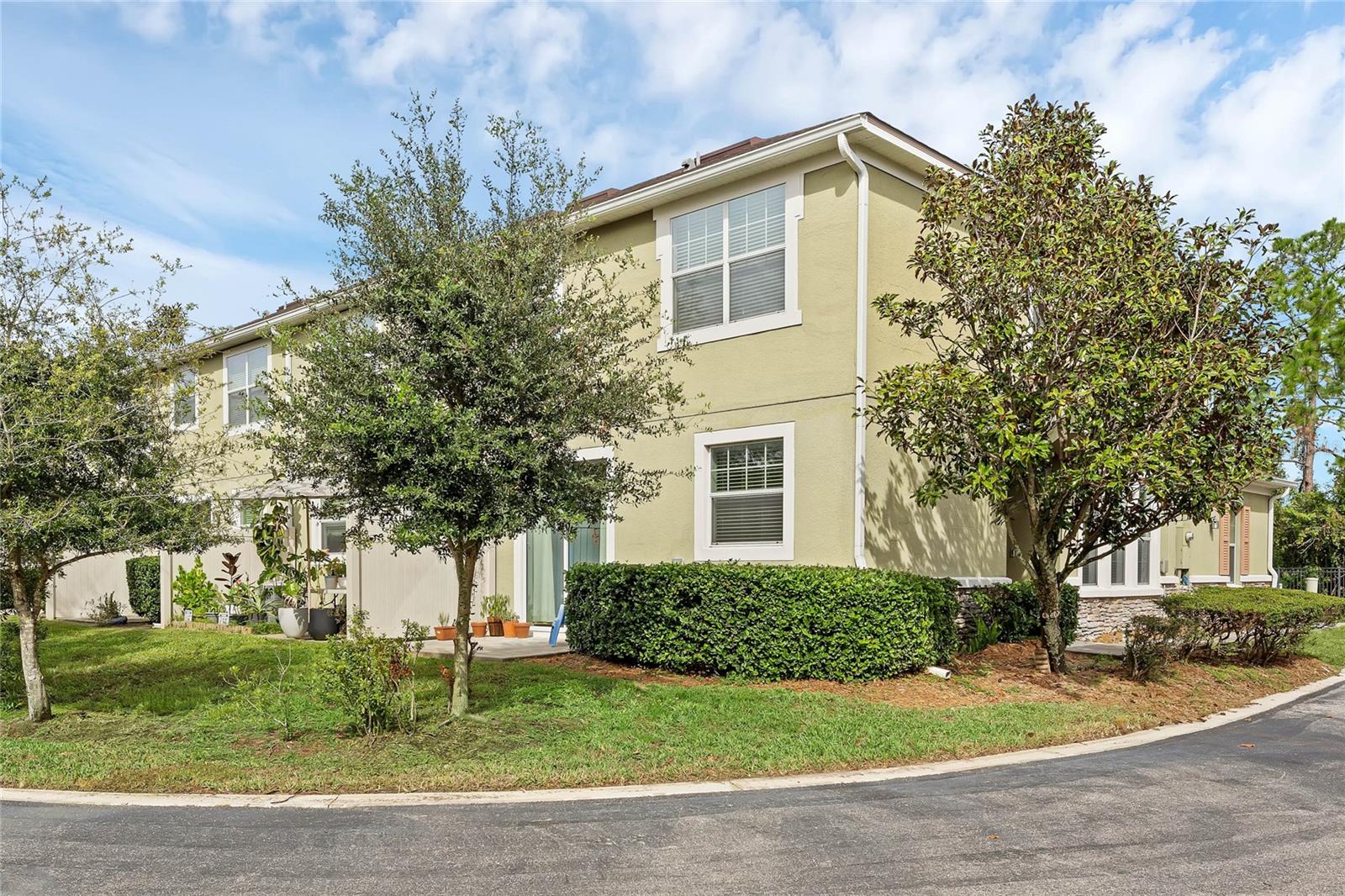 2129 Victoria Glen Dr