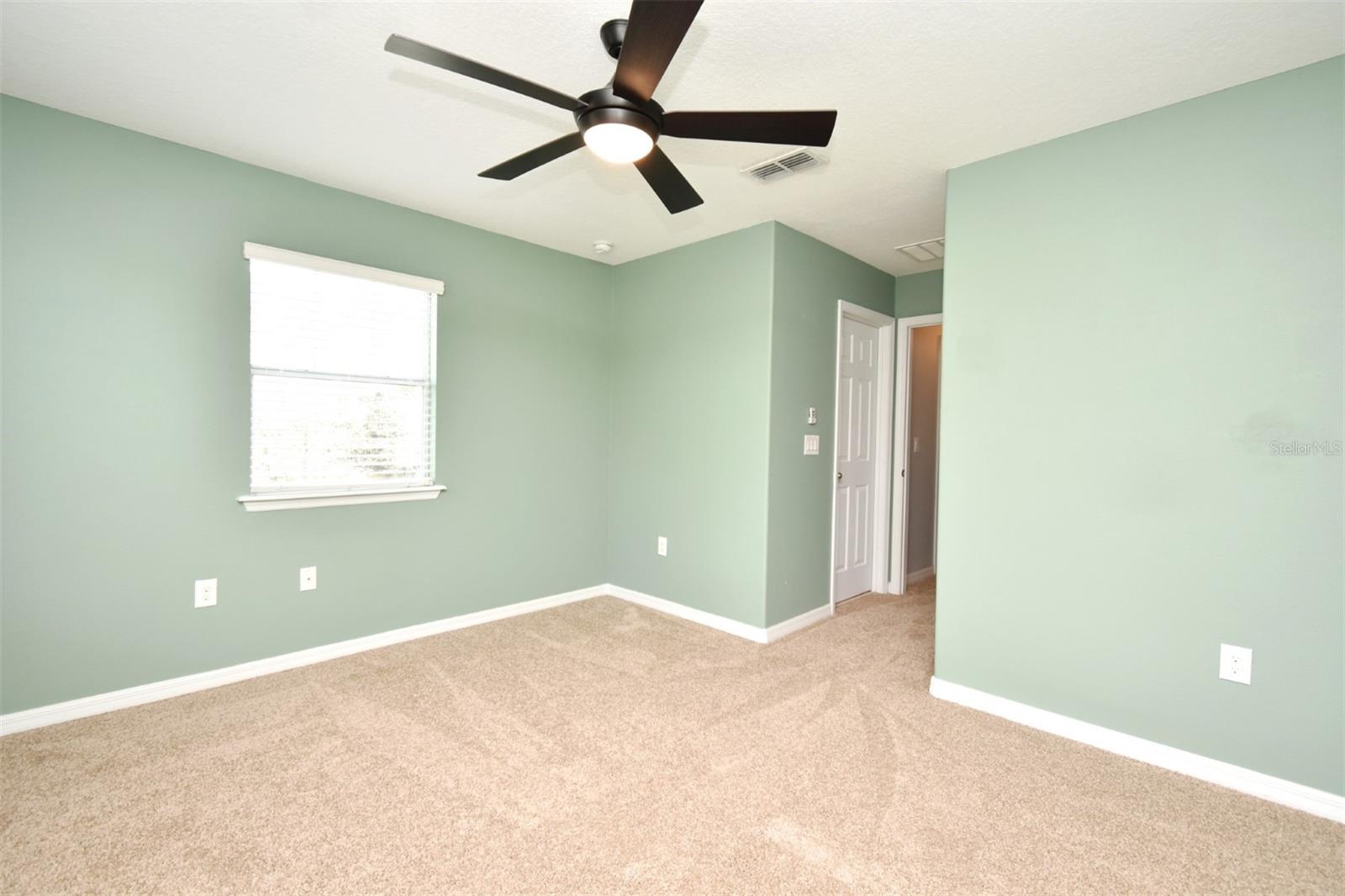 2129 Victoria Glen Dr