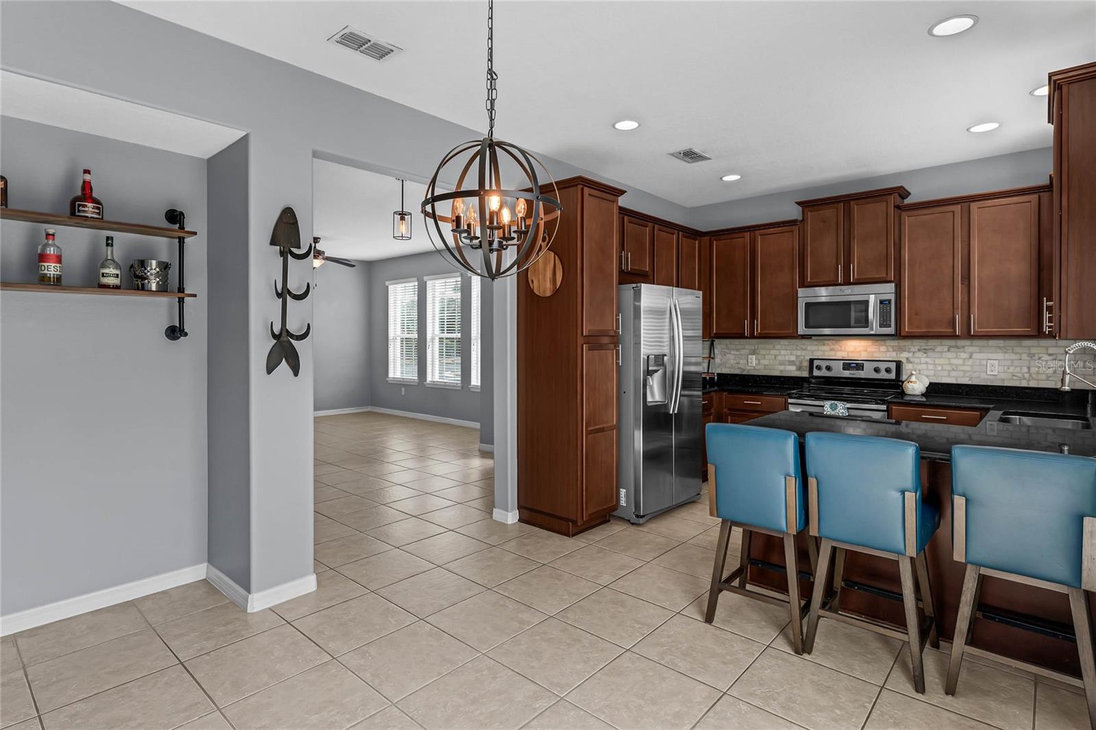 2129 Victoria Glen Dr