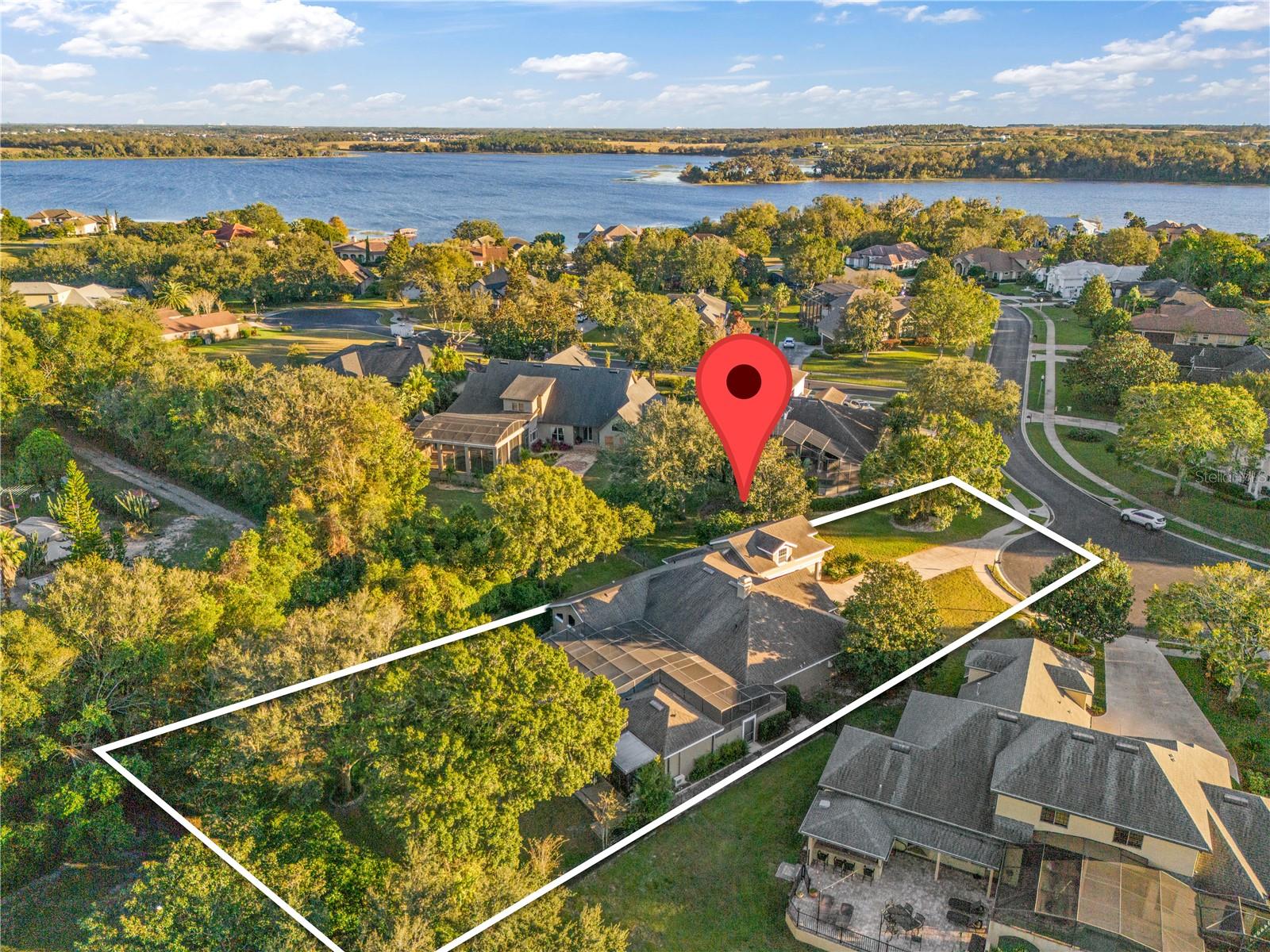 17429 Cobblestone Ln