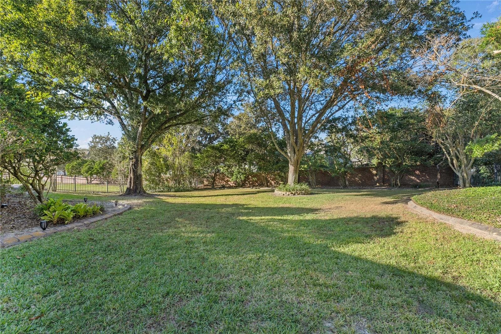 17429 Cobblestone Ln