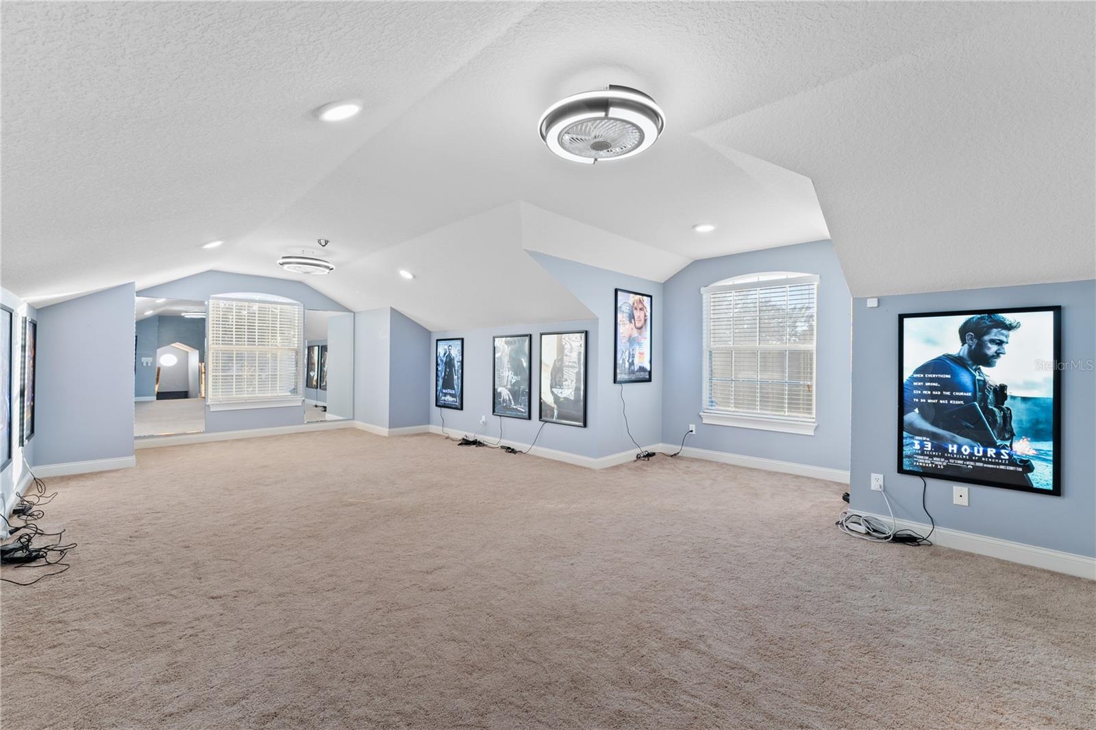 17429 Cobblestone Ln