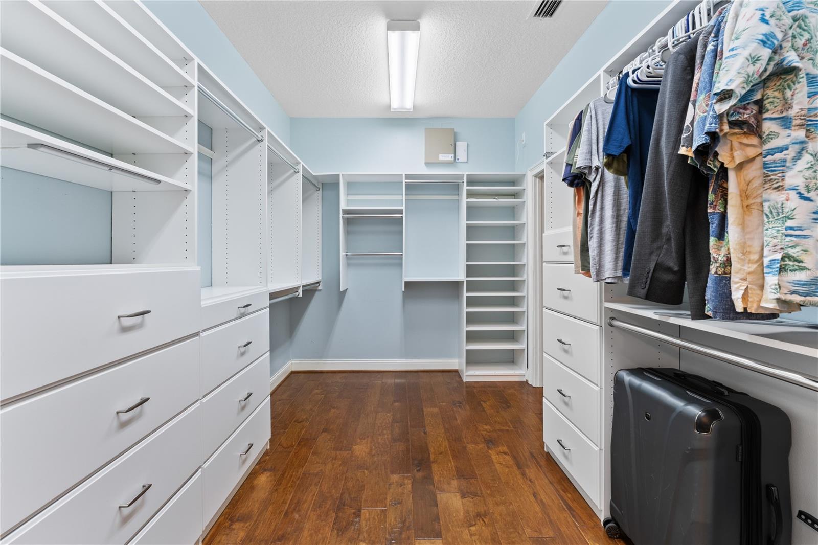 17429 Cobblestone Ln