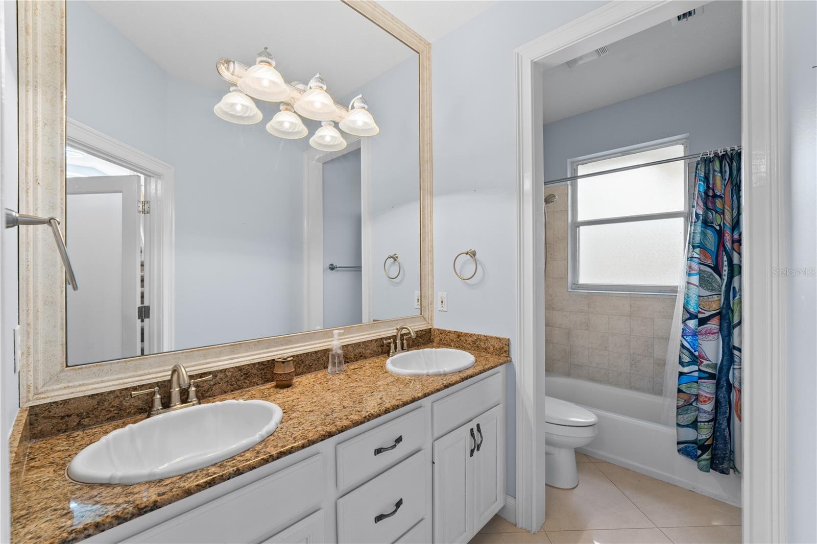 17429 Cobblestone Ln