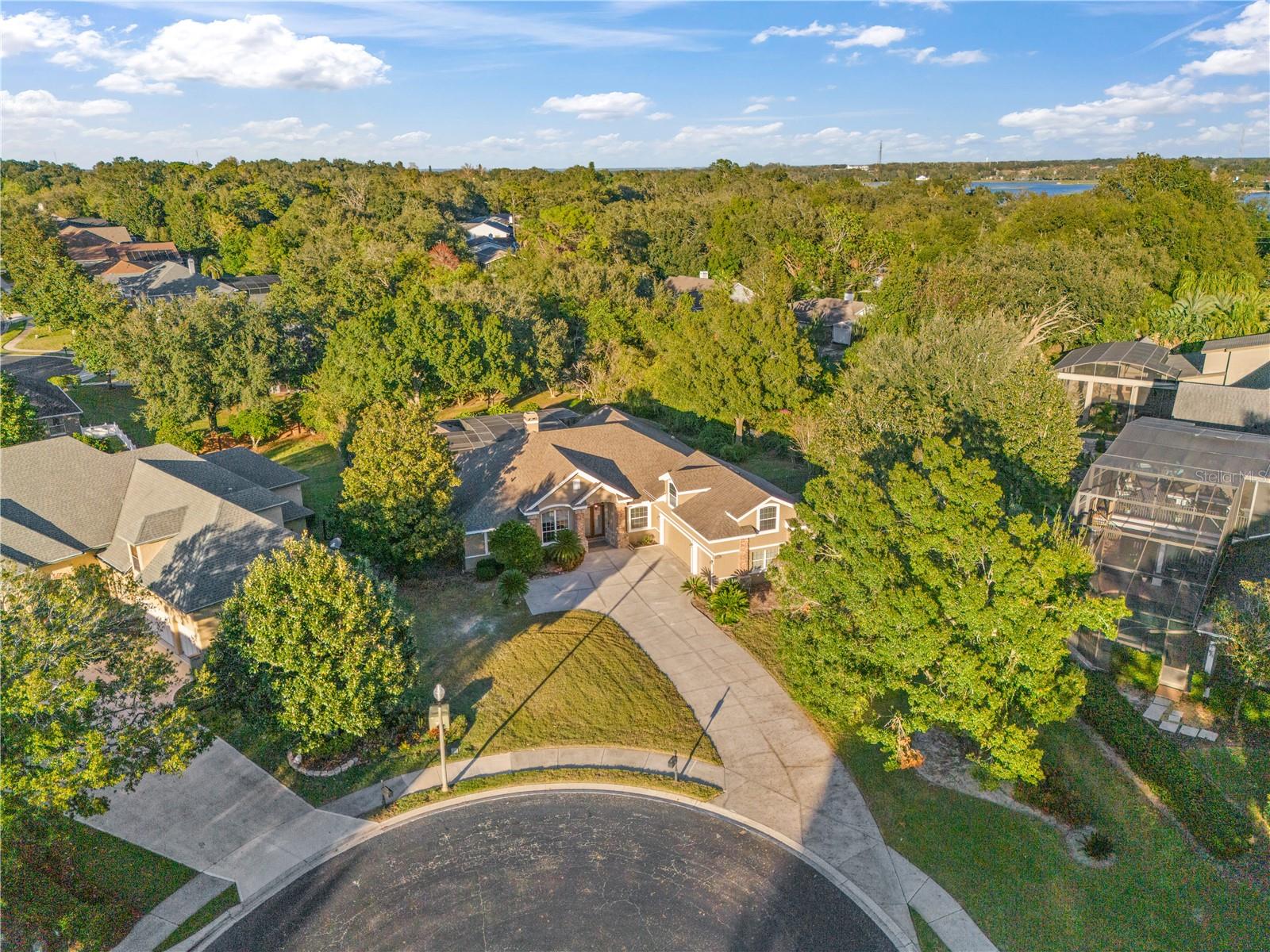 17429 Cobblestone Ln