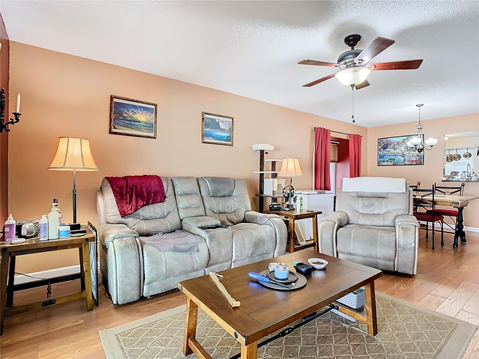 2435 Turpin Dr