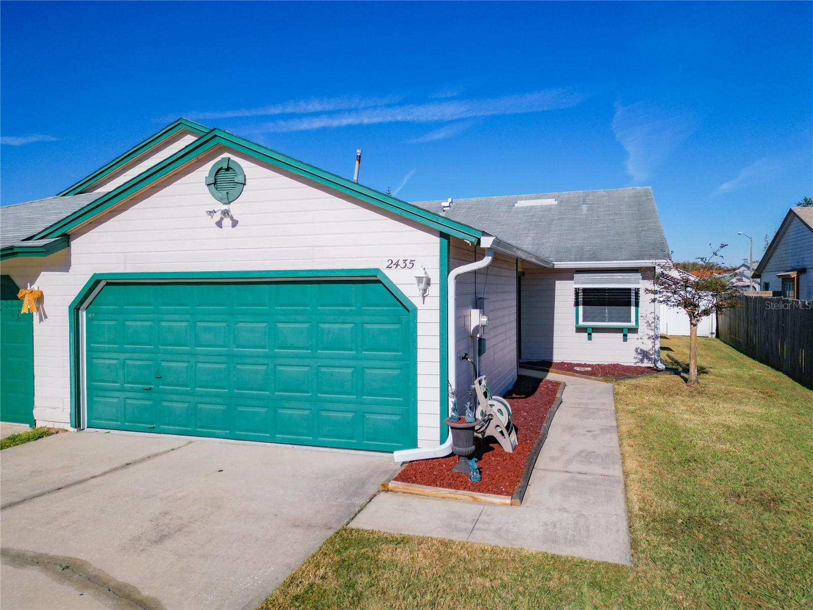 2435 Turpin Dr