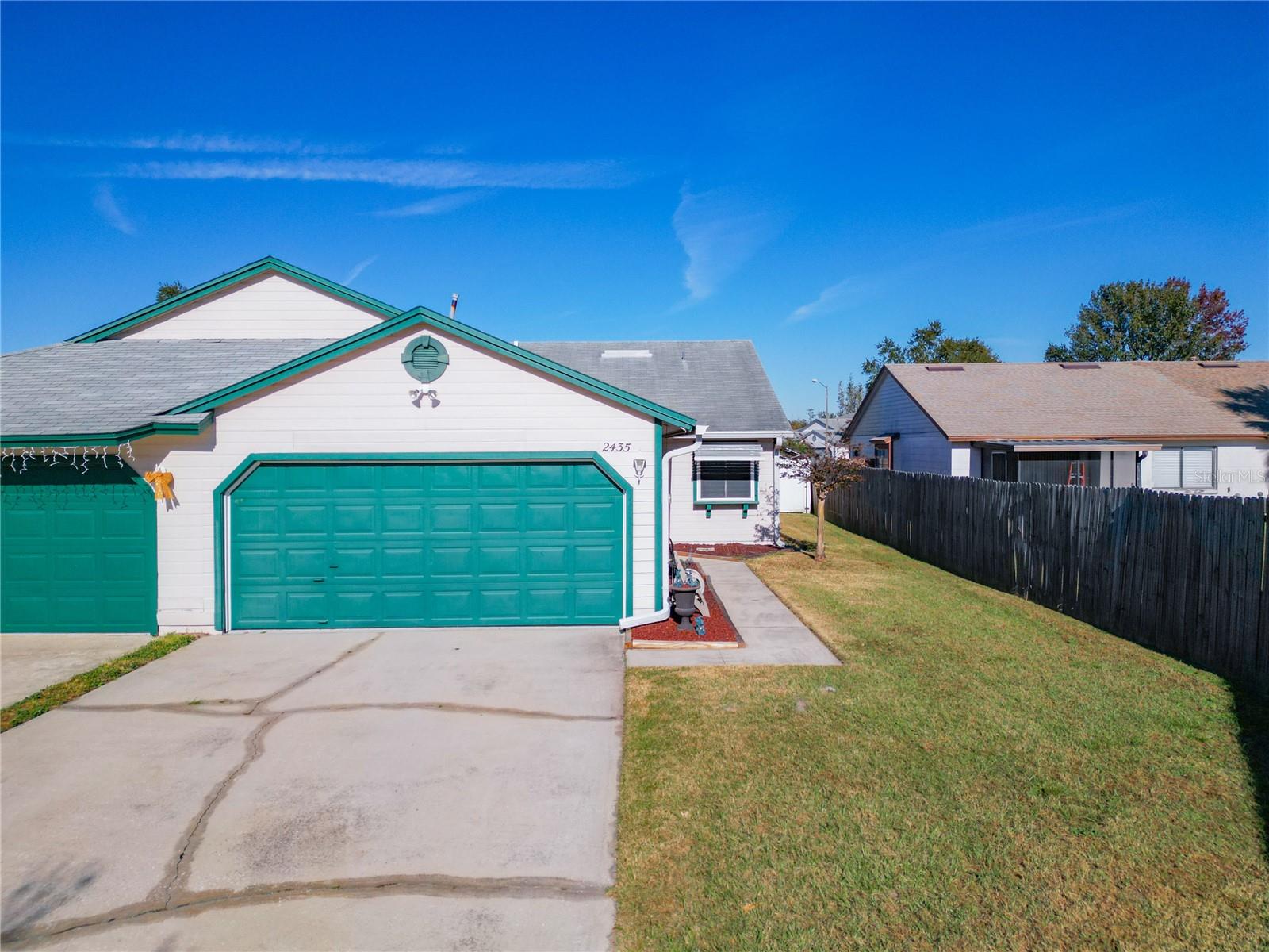 2435 Turpin Dr