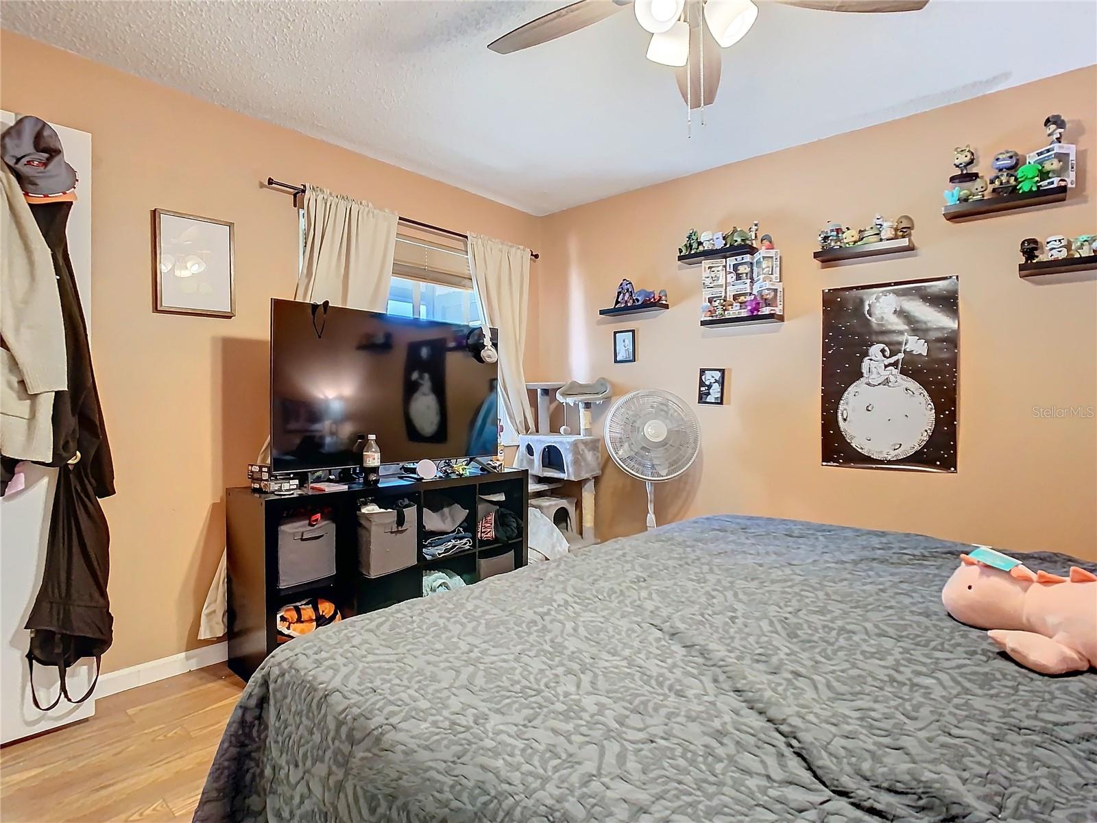 2435 Turpin Dr