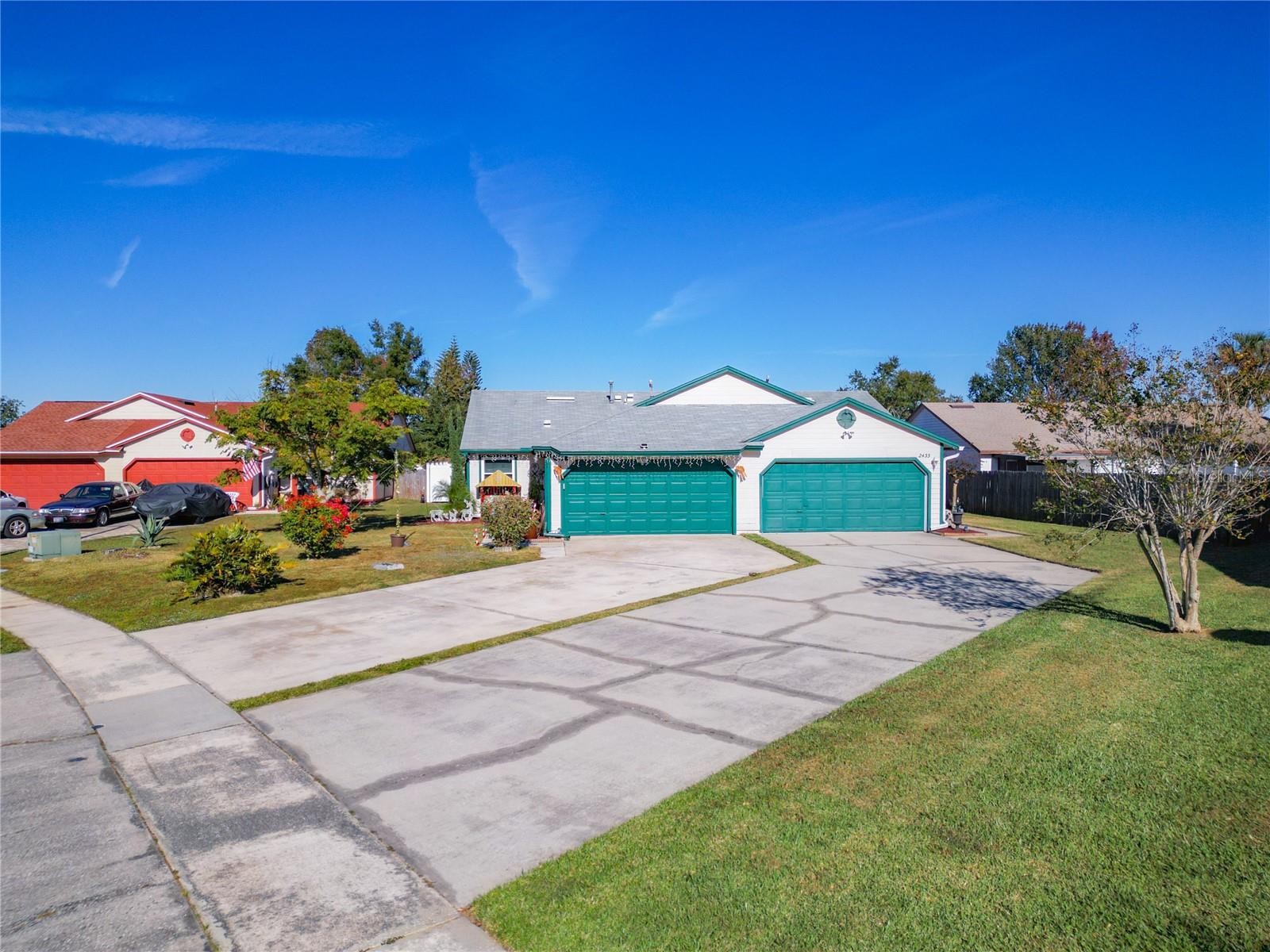 2435 Turpin Dr