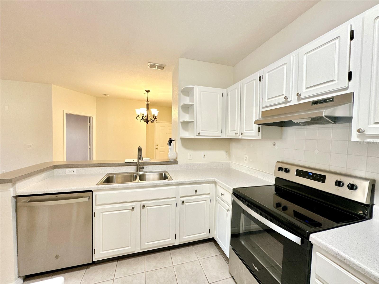1175 Lake Shadow Cir #4103