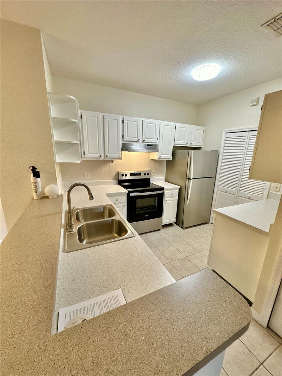 1175 Lake Shadow Cir #4103