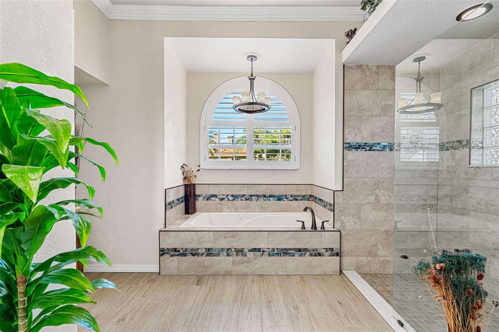 9302 BAY VISTA ESTATES BLVD