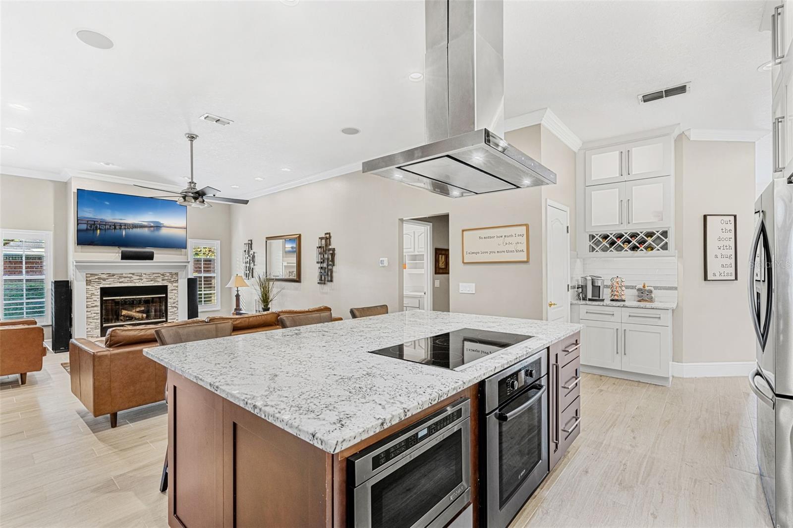 9302 BAY VISTA ESTATES BLVD