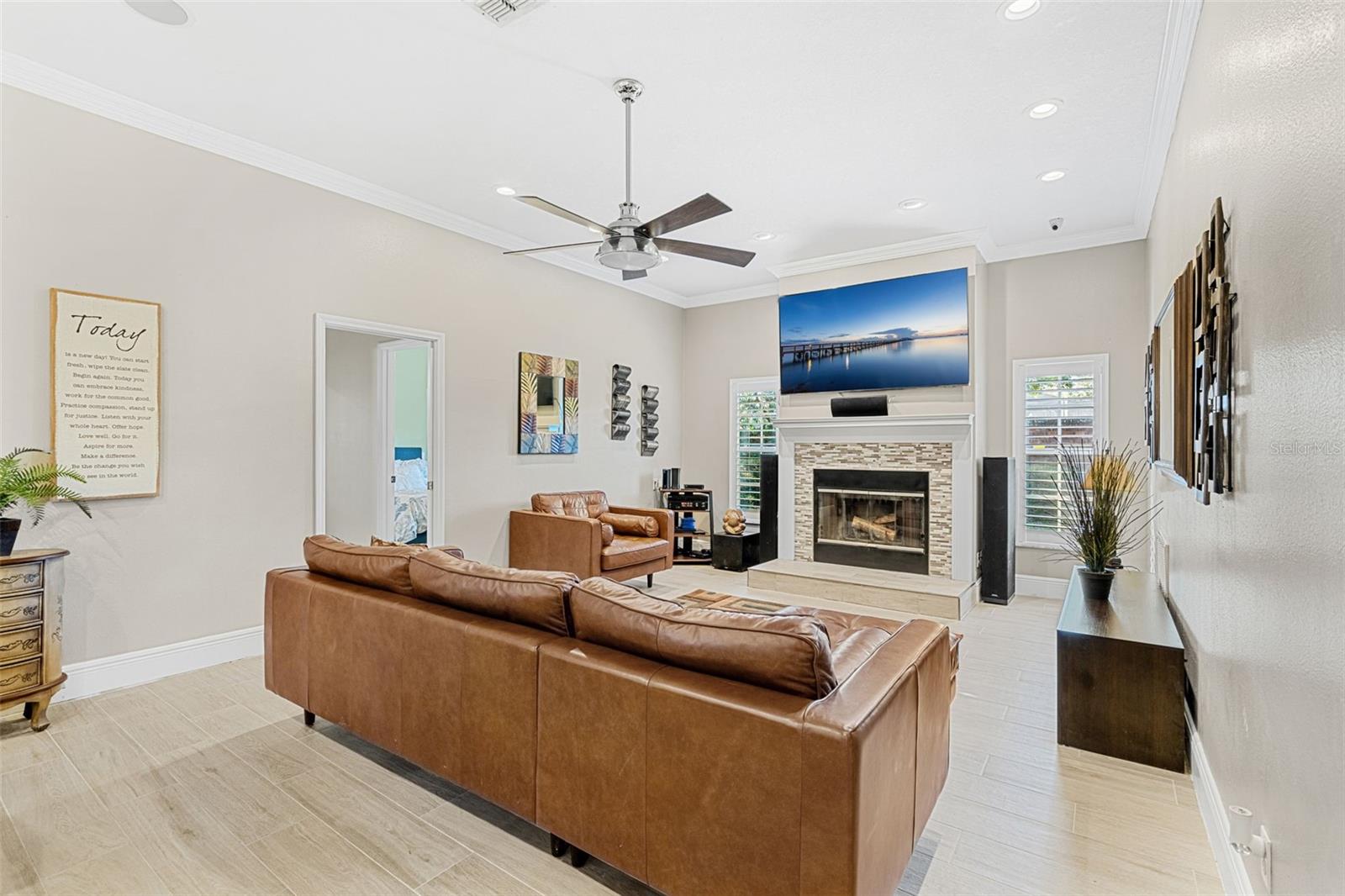 9302 BAY VISTA ESTATES BLVD