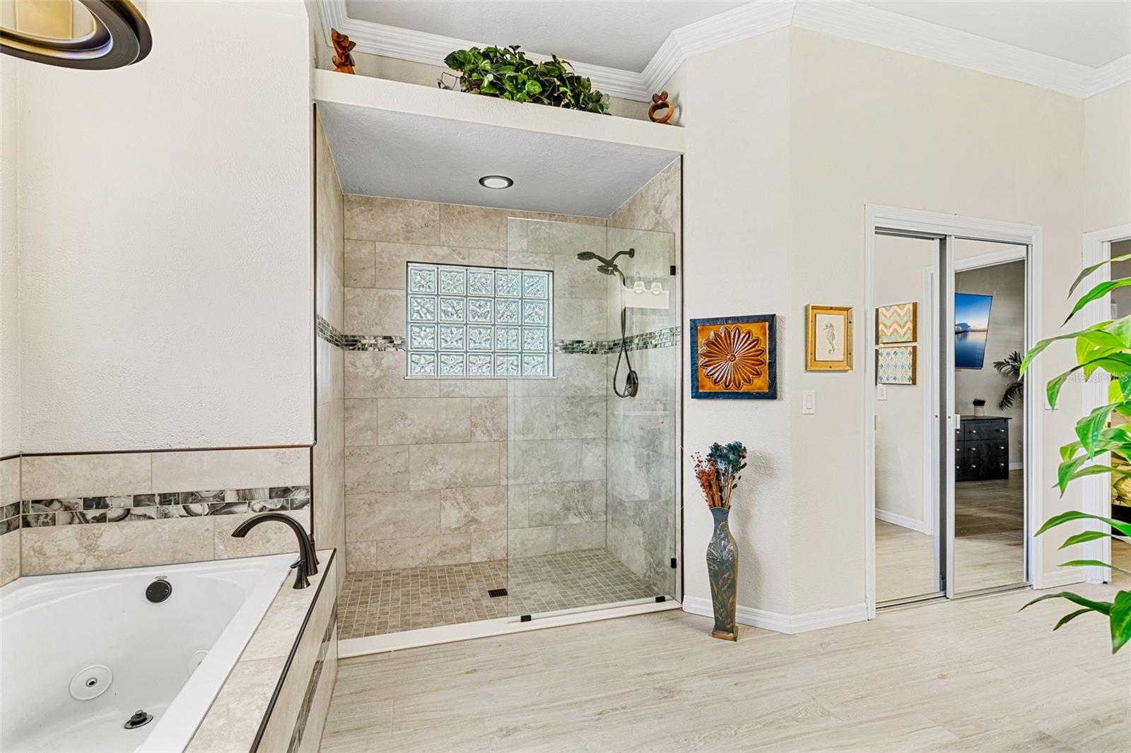 9302 BAY VISTA ESTATES BLVD