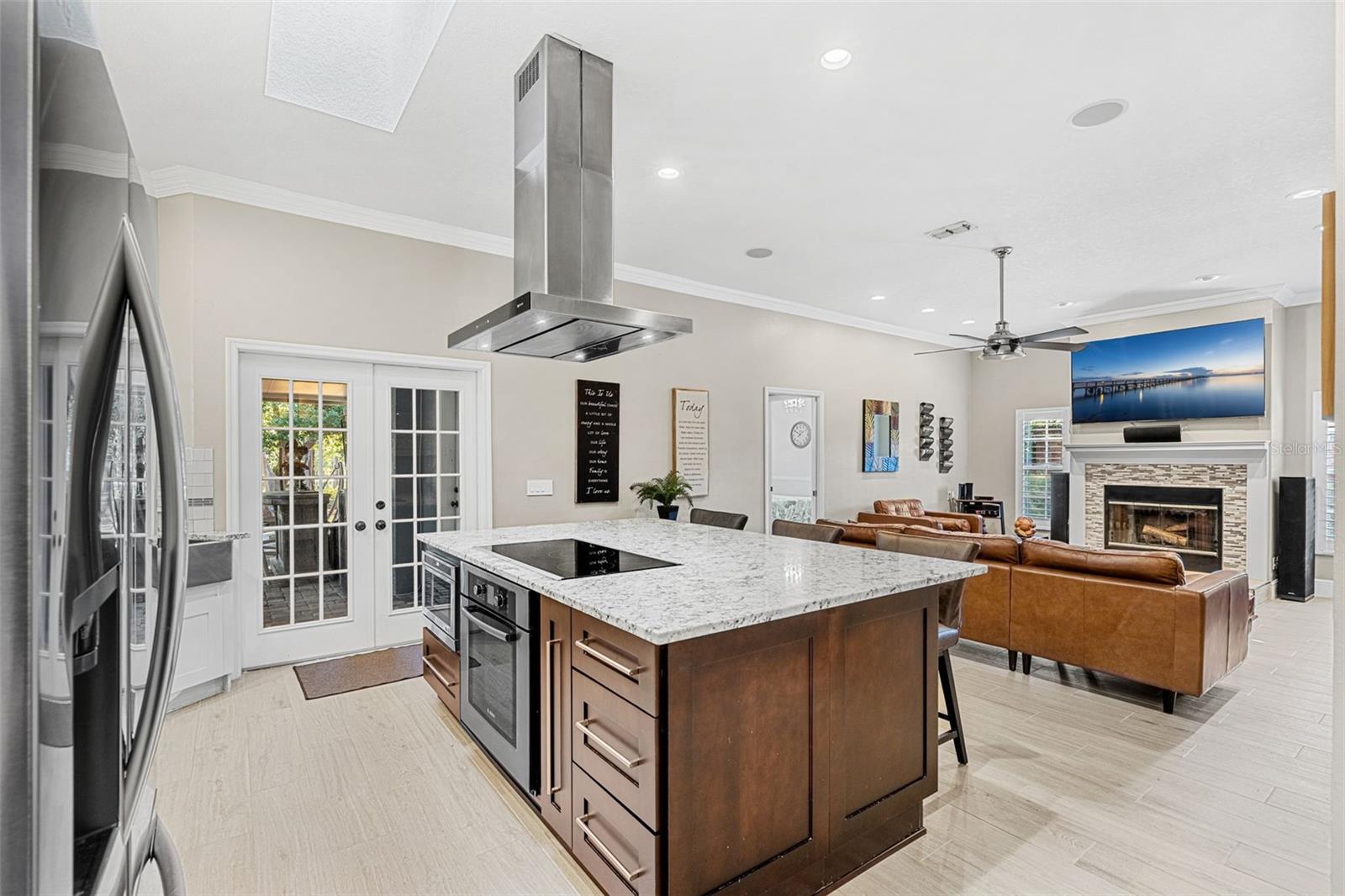 9302 BAY VISTA ESTATES BLVD