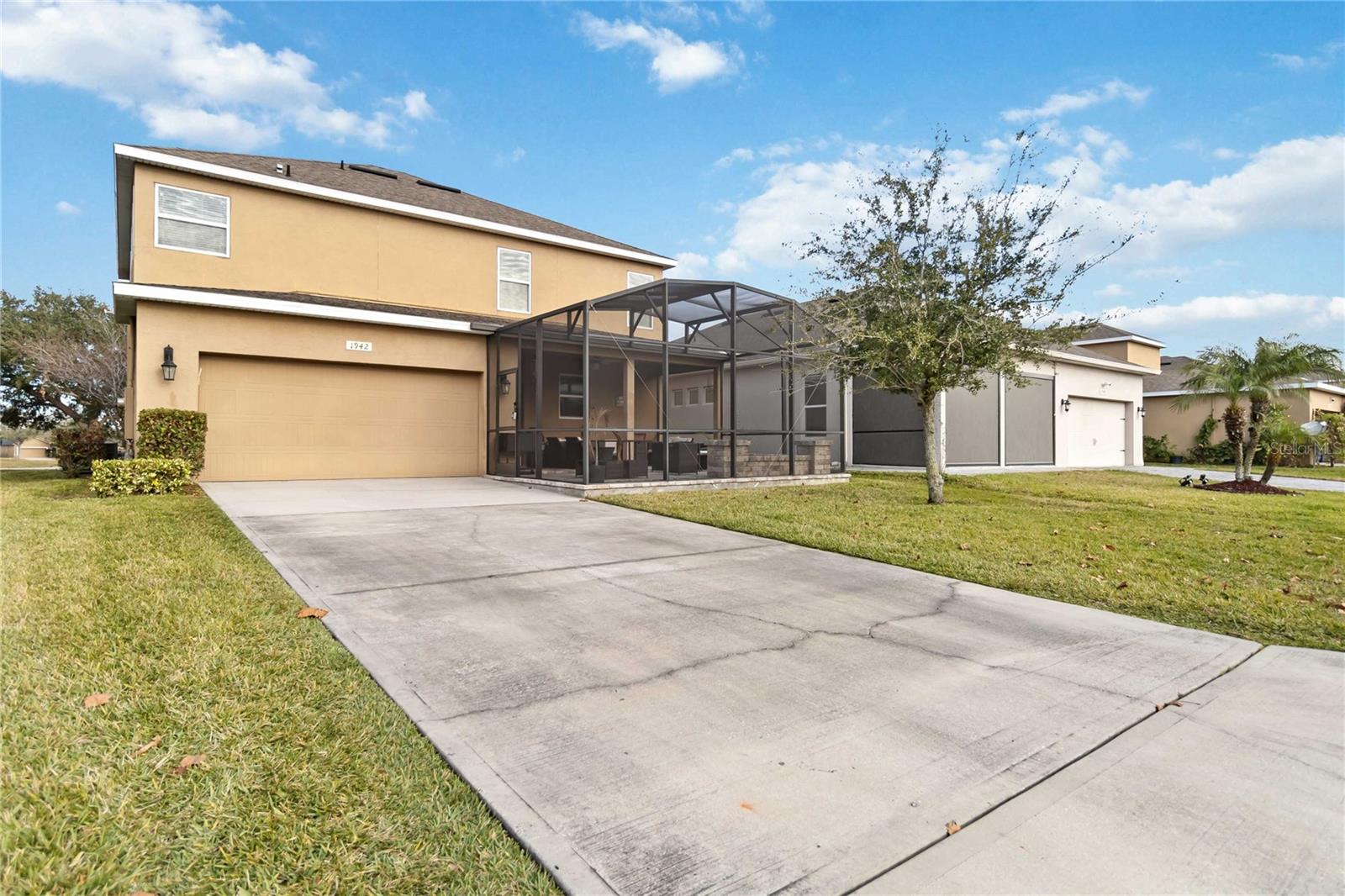 1942 J Lawson Blvd