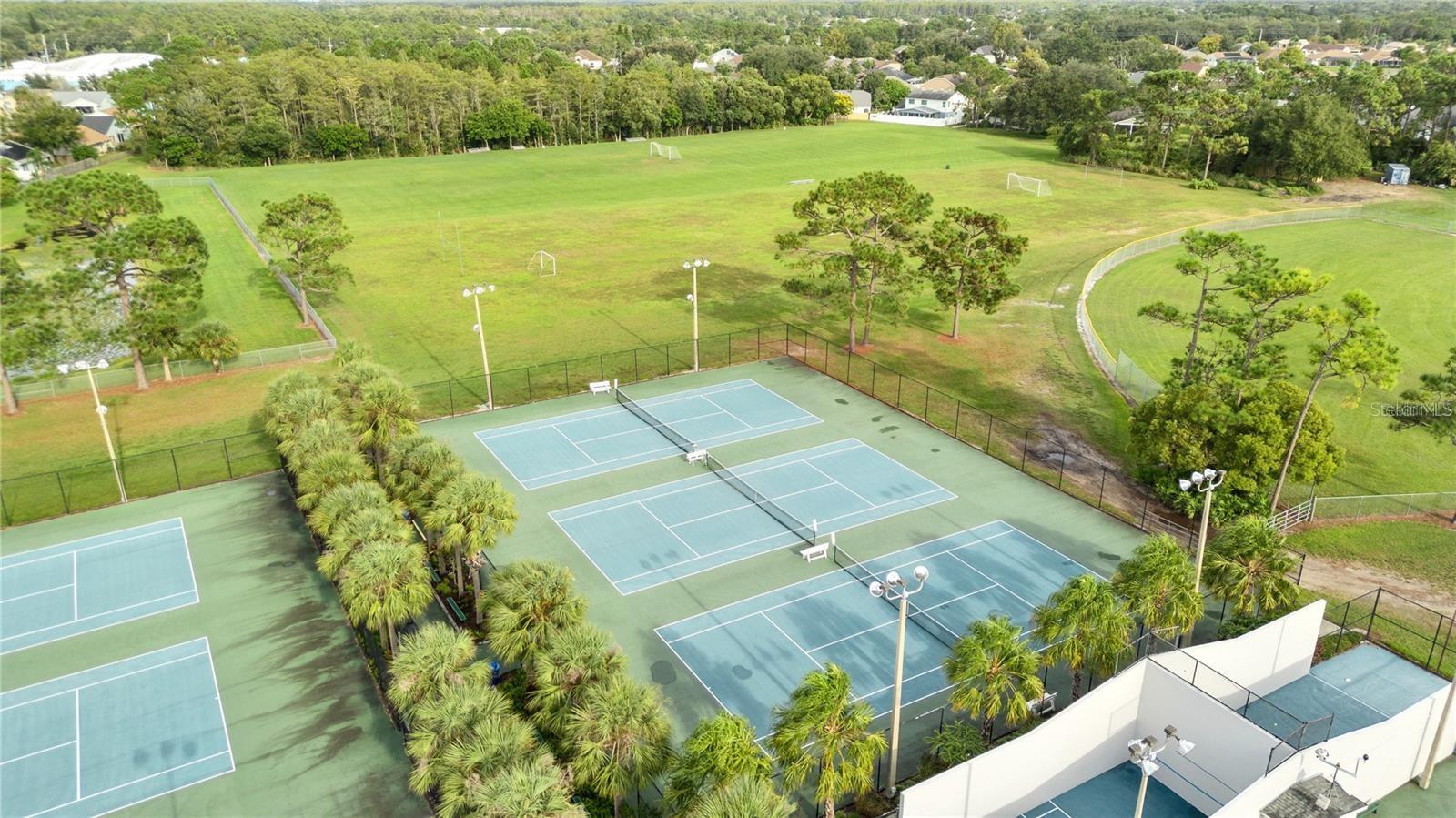 13656 Crystal River Dr