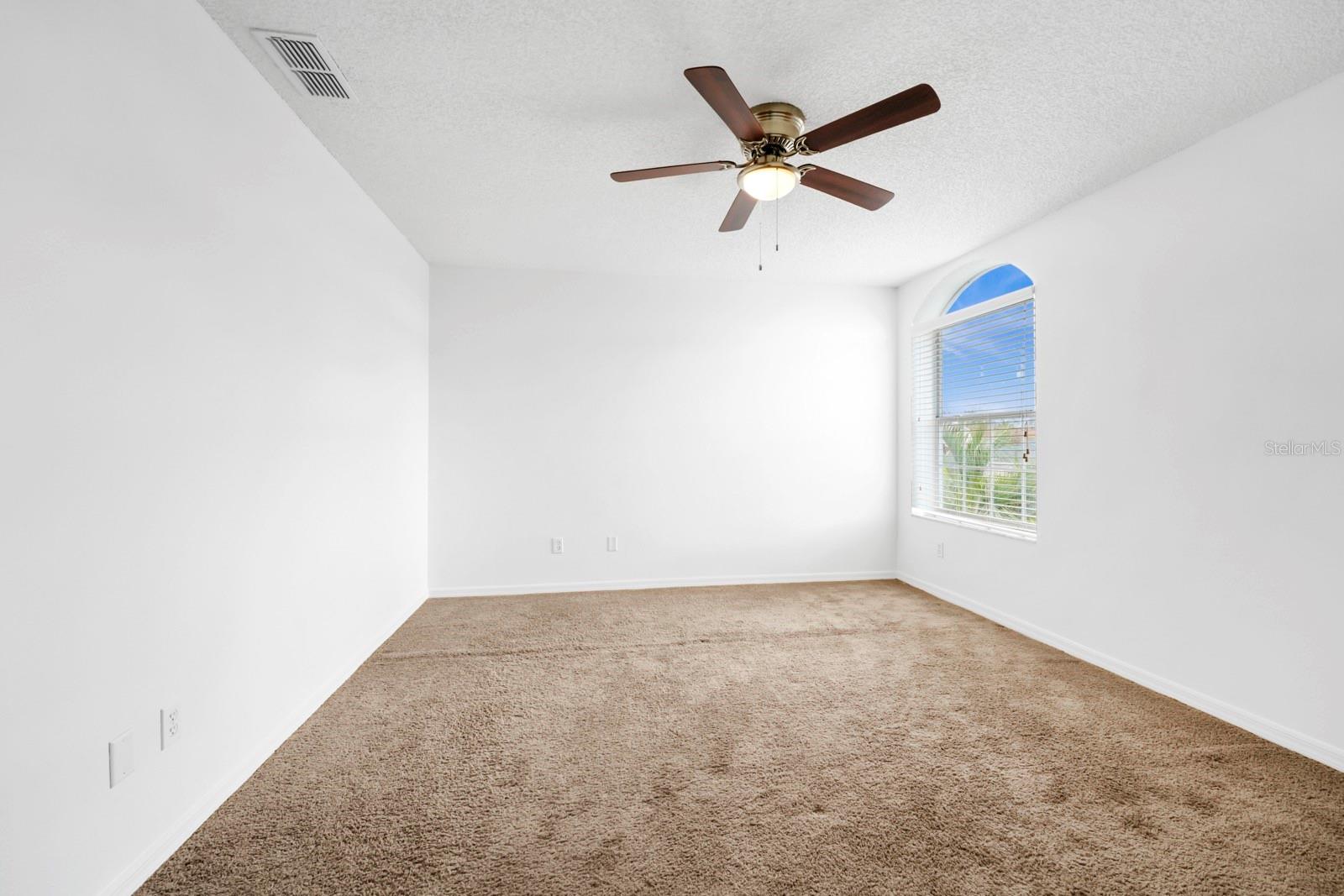 13656 Crystal River Dr