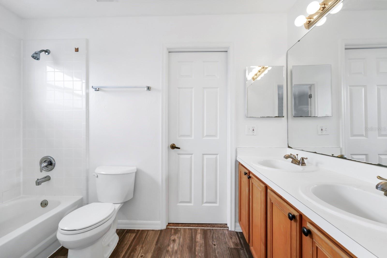 13656 Crystal River Dr