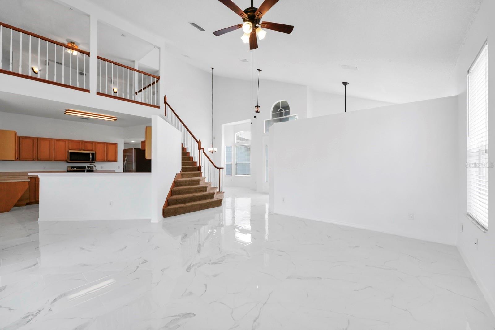 13656 Crystal River Dr