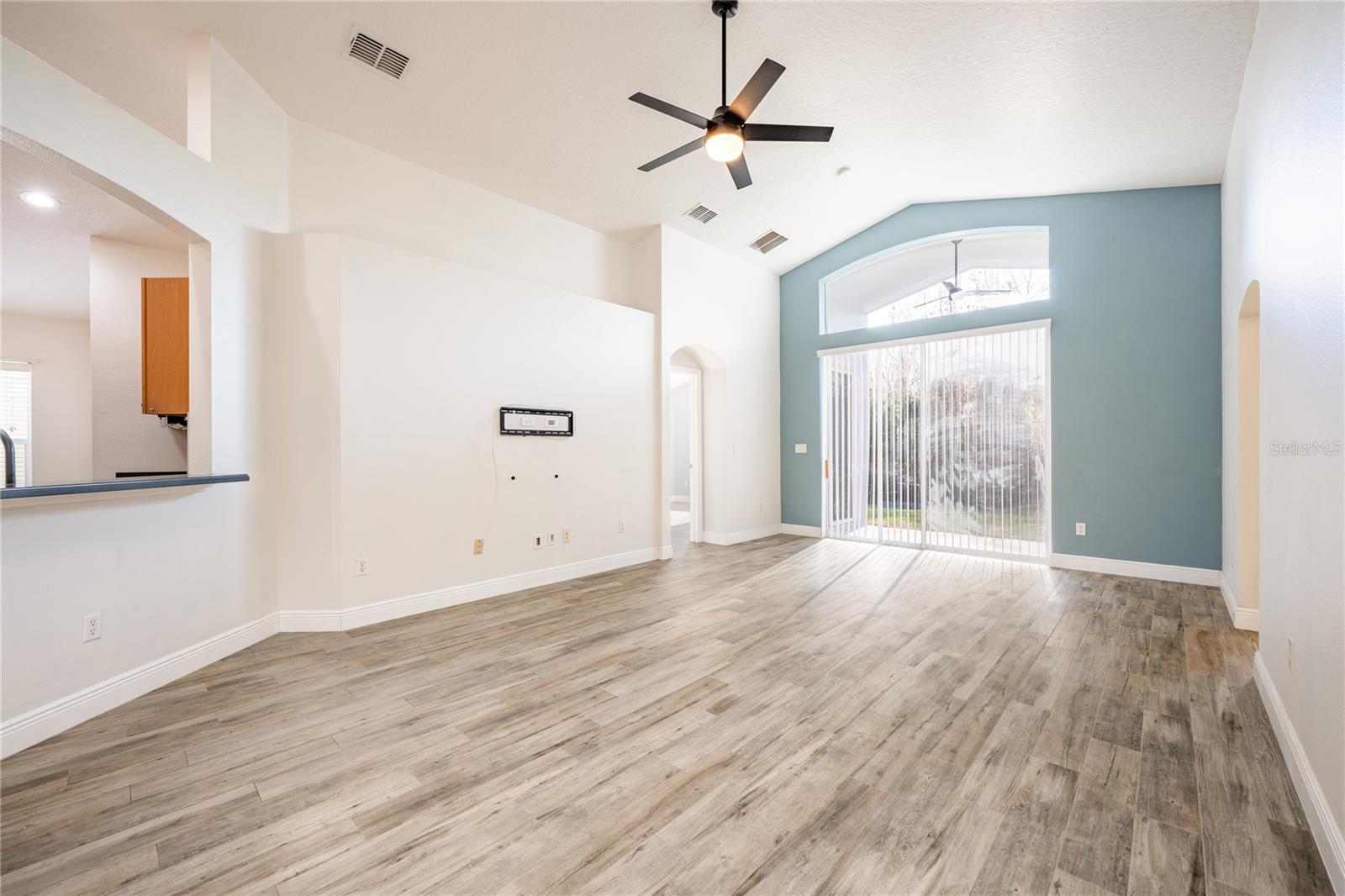 10050 Hidden Dunes Ln